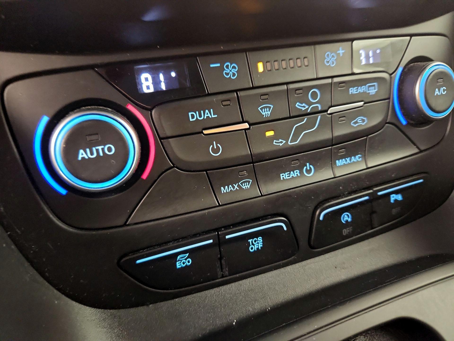 Thumbnail: 2020 Ford Transit Series - 15