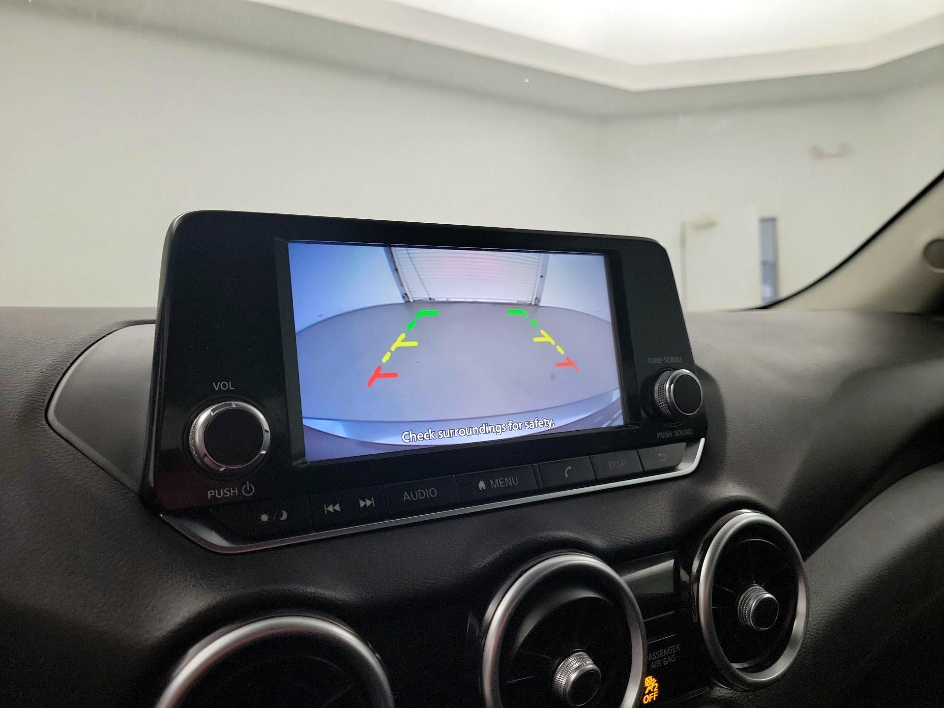 Thumbnail: 2021 Nissan Sentra - 12