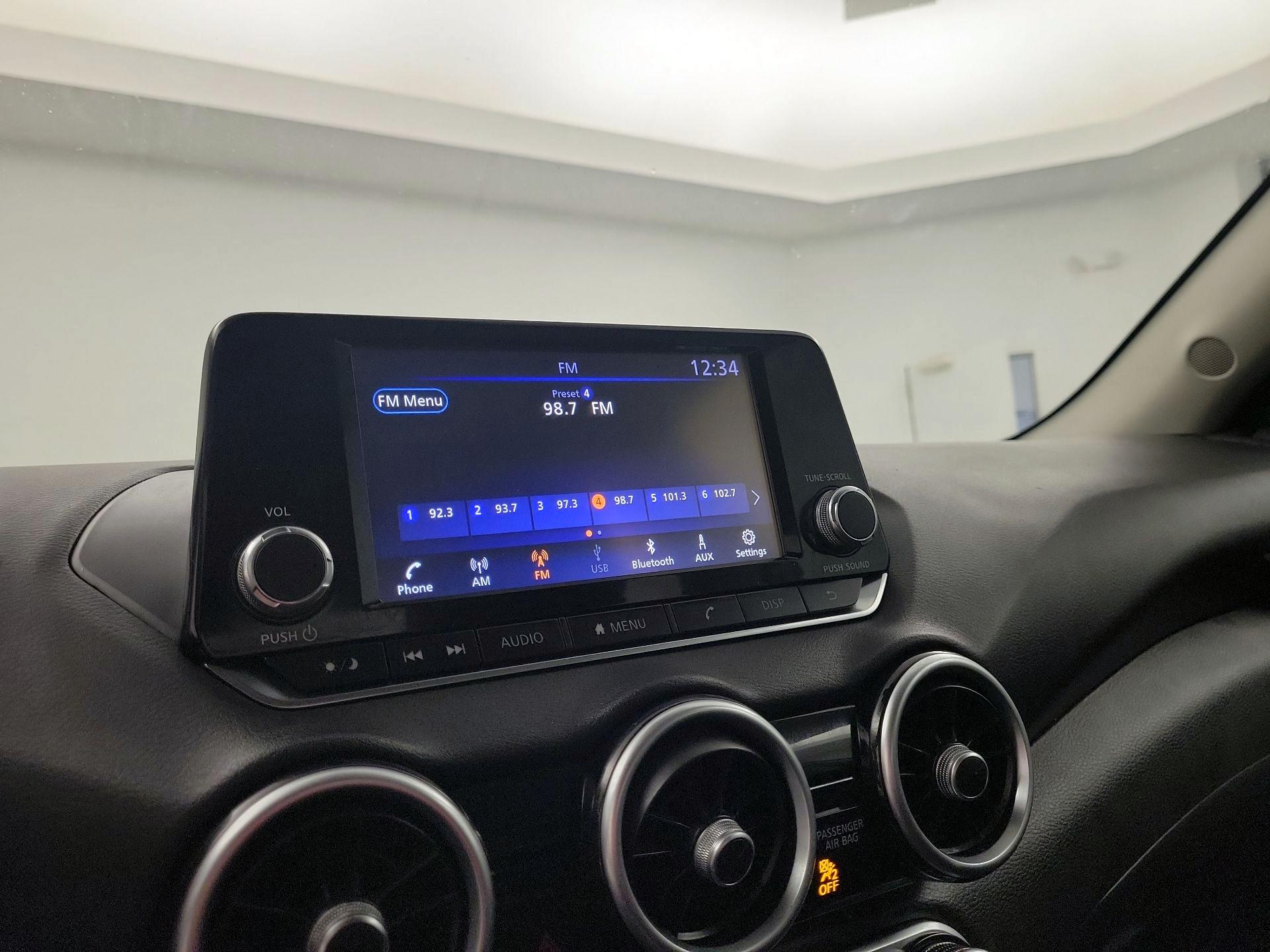 Thumbnail: 2021 Nissan Sentra - 13