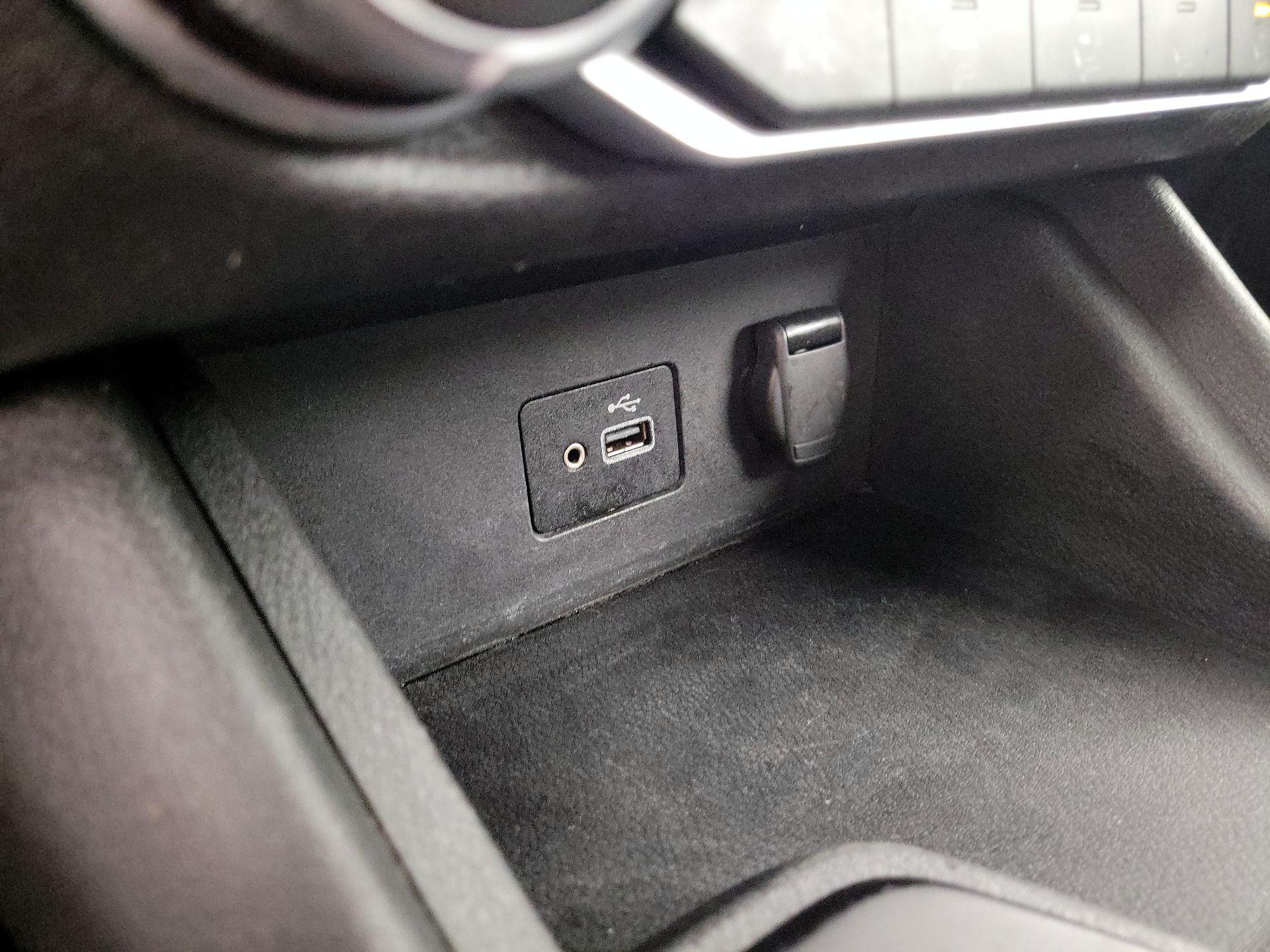 Thumbnail: 2021 Nissan Sentra - 16