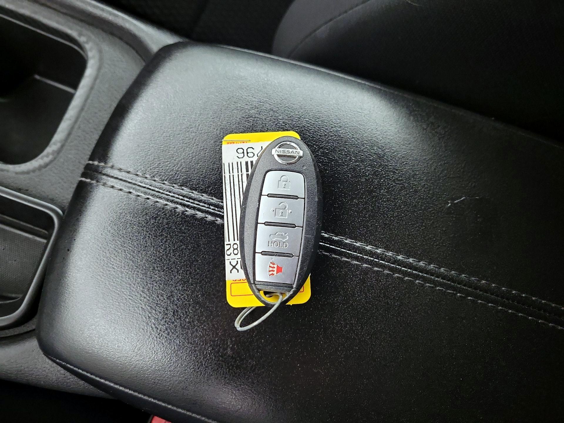 Thumbnail: 2021 Nissan Sentra - 20