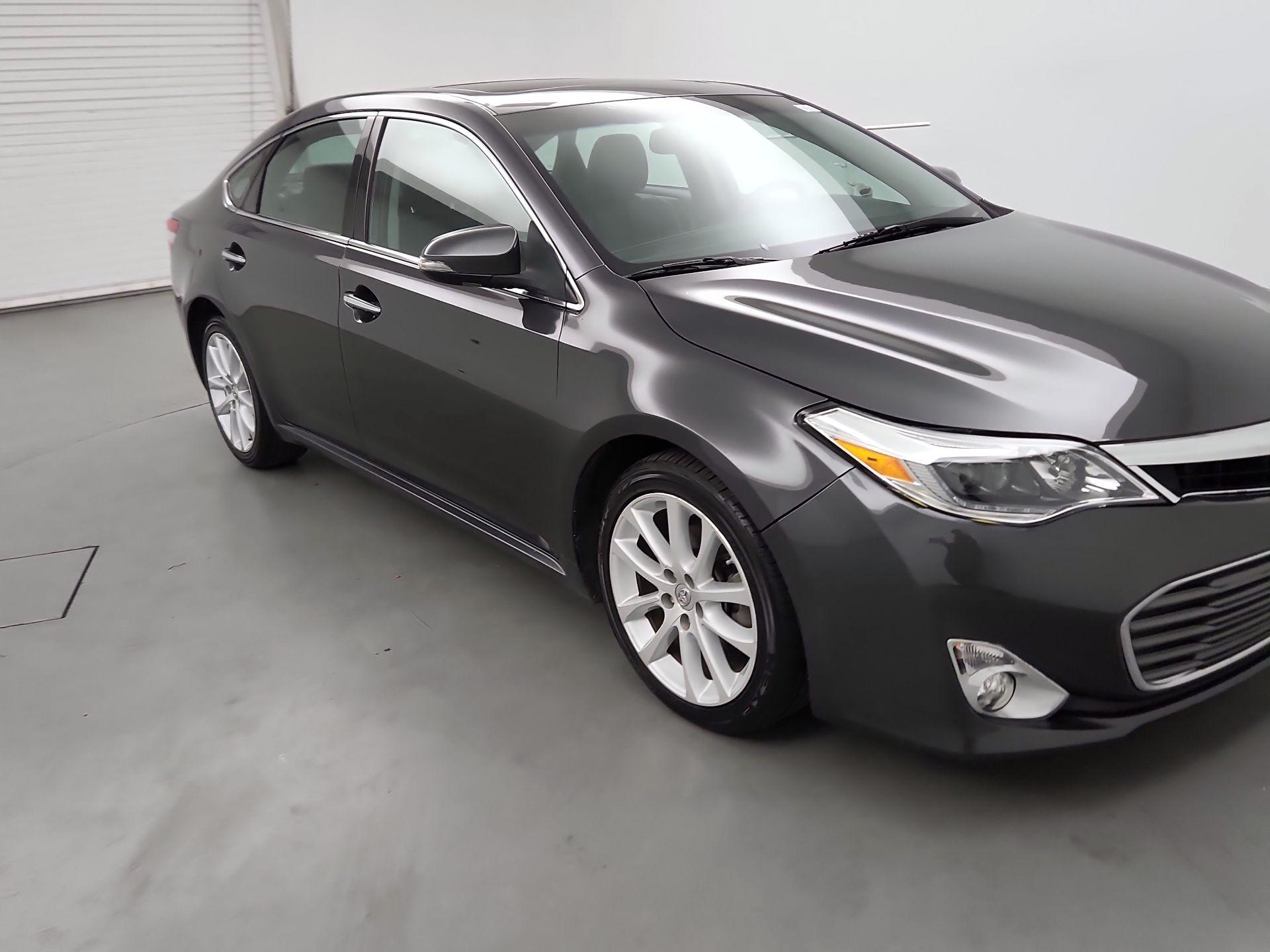 Thumbnail: 2014 Toyota Avalon - 1
