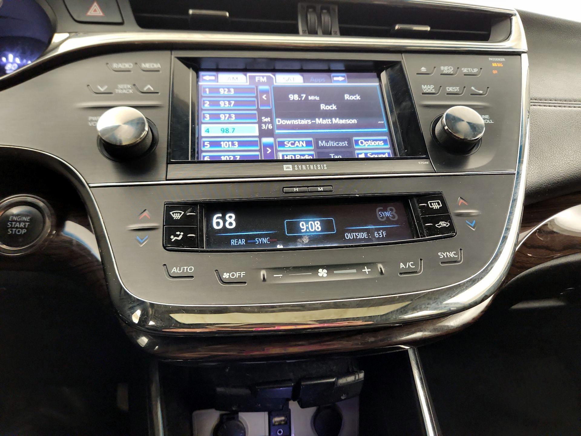 Thumbnail: 2014 Toyota Avalon - 15