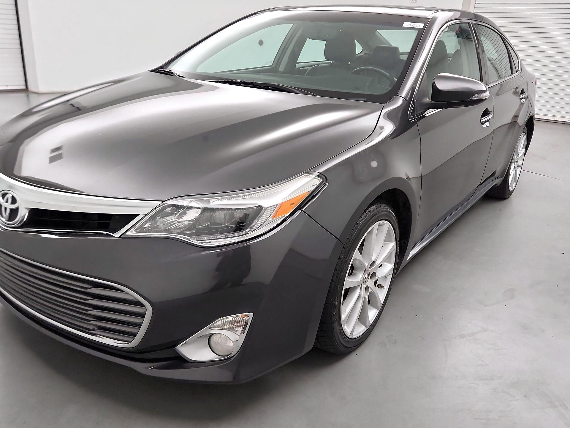 Thumbnail: 2014 Toyota Avalon - 3