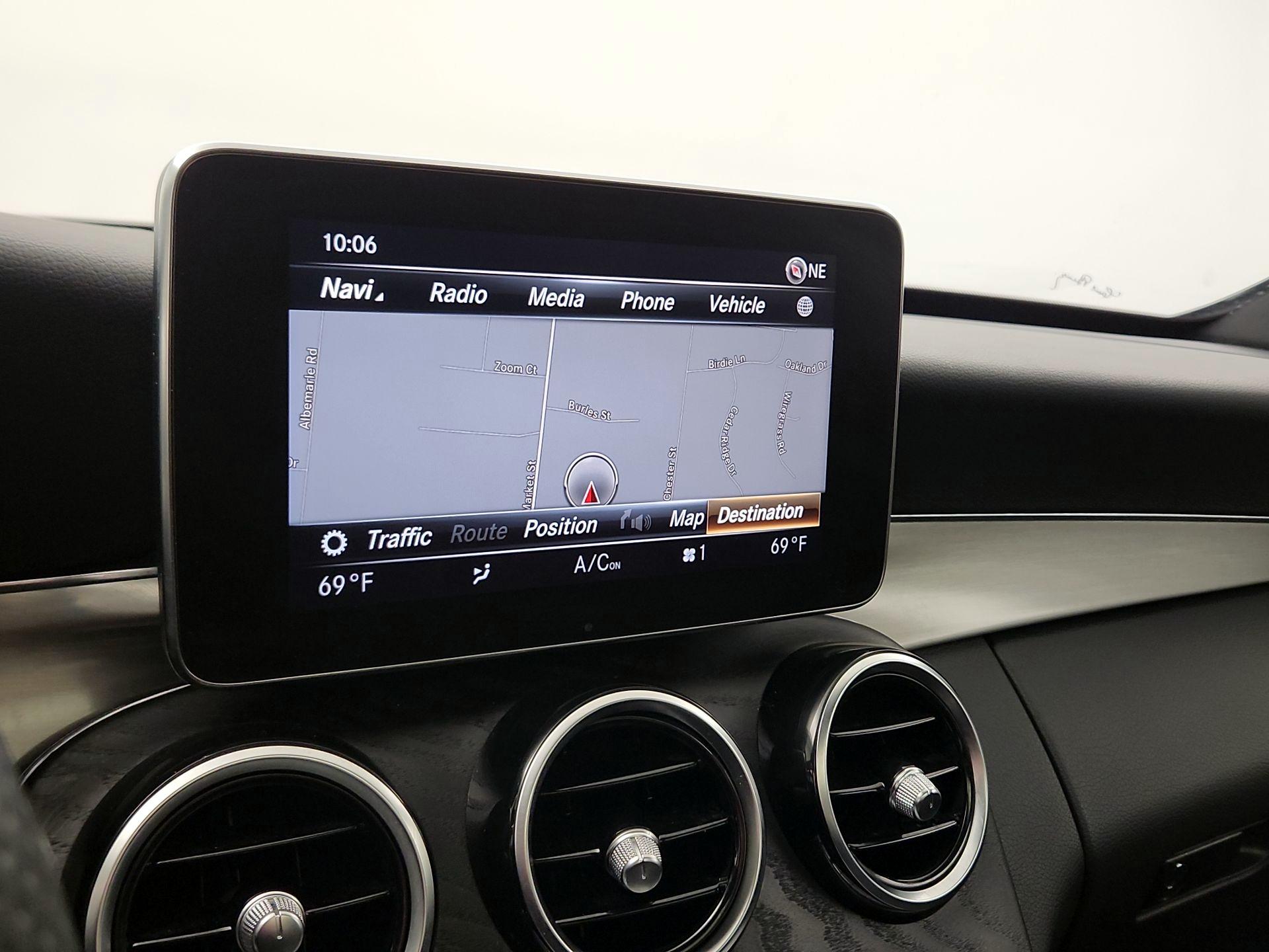 Thumbnail: 2018 Mercedes-Benz C-Class - 12