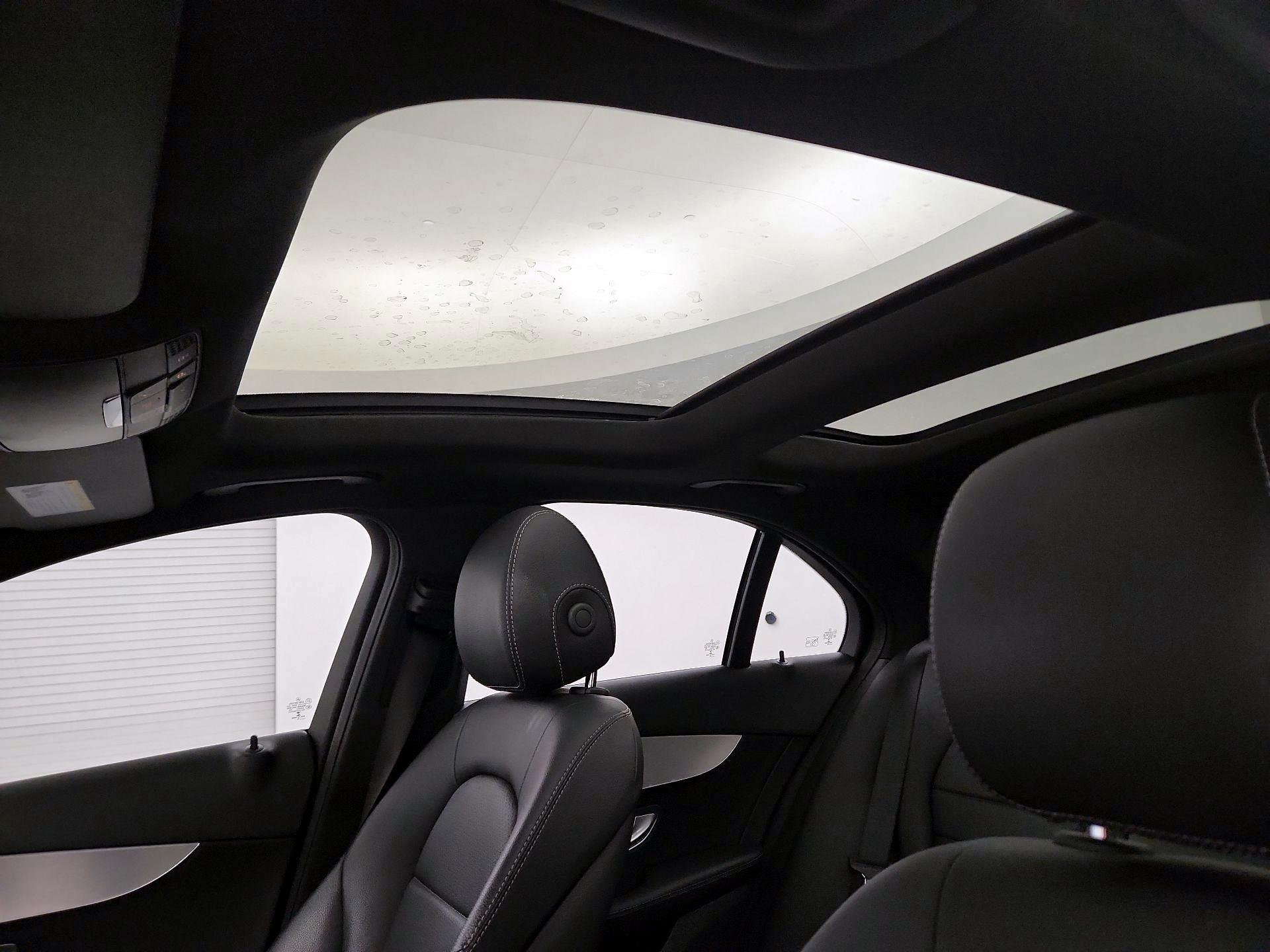 Thumbnail: 2018 Mercedes-Benz C-Class - 18