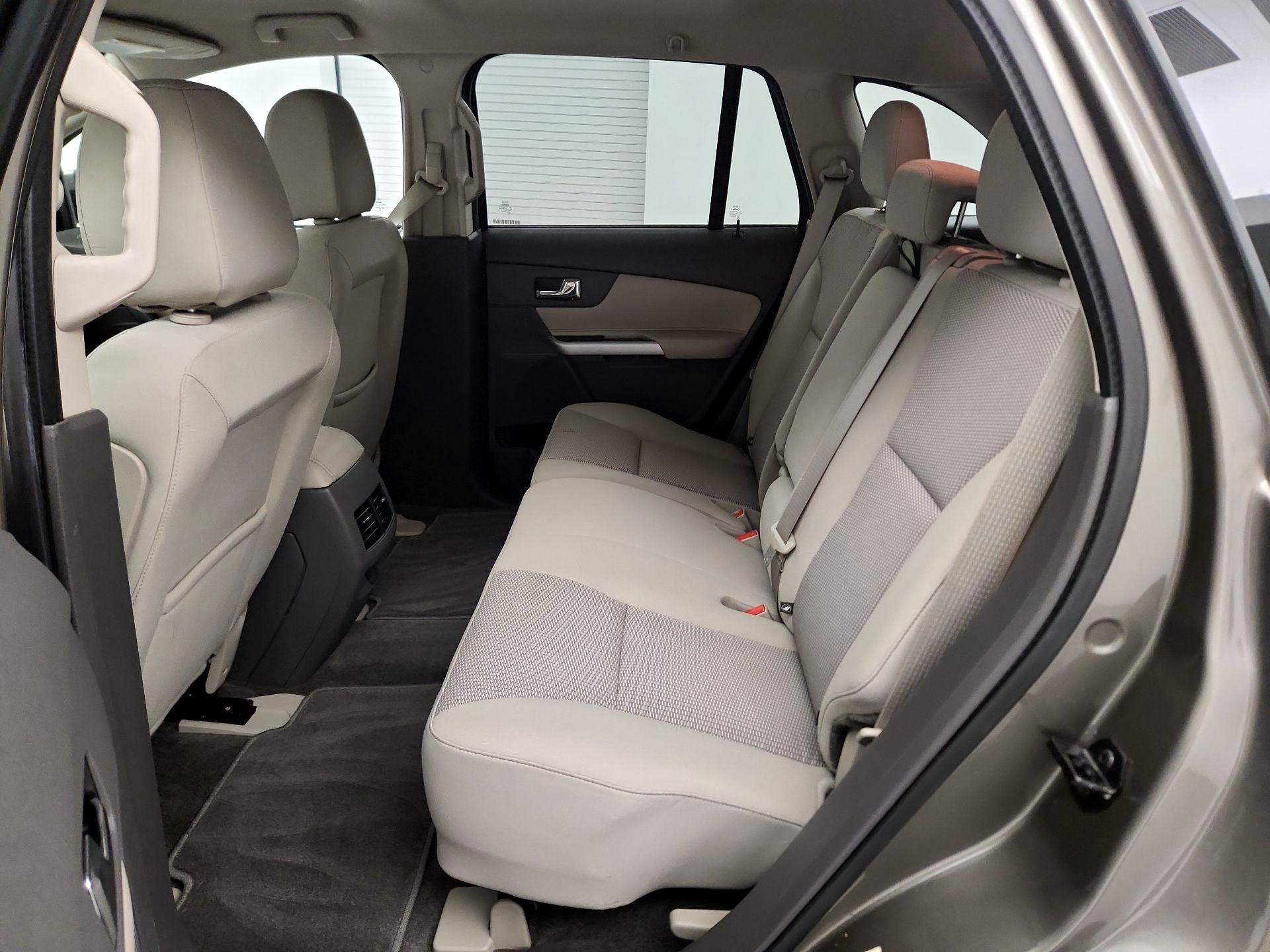 Thumbnail: 2014 Ford Edge - 15