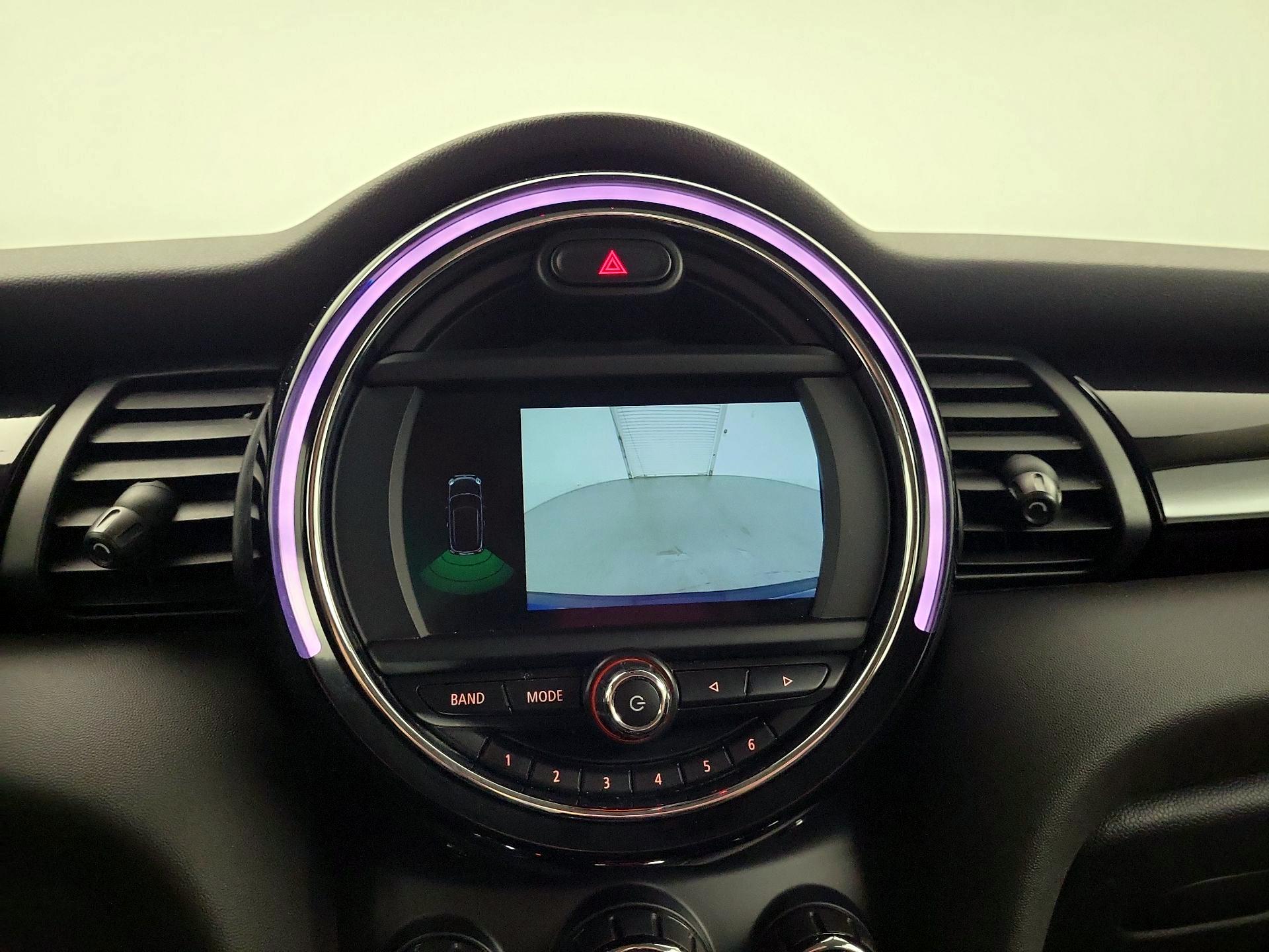 Thumbnail: 2019 MINI Cooper Hardtop - 12