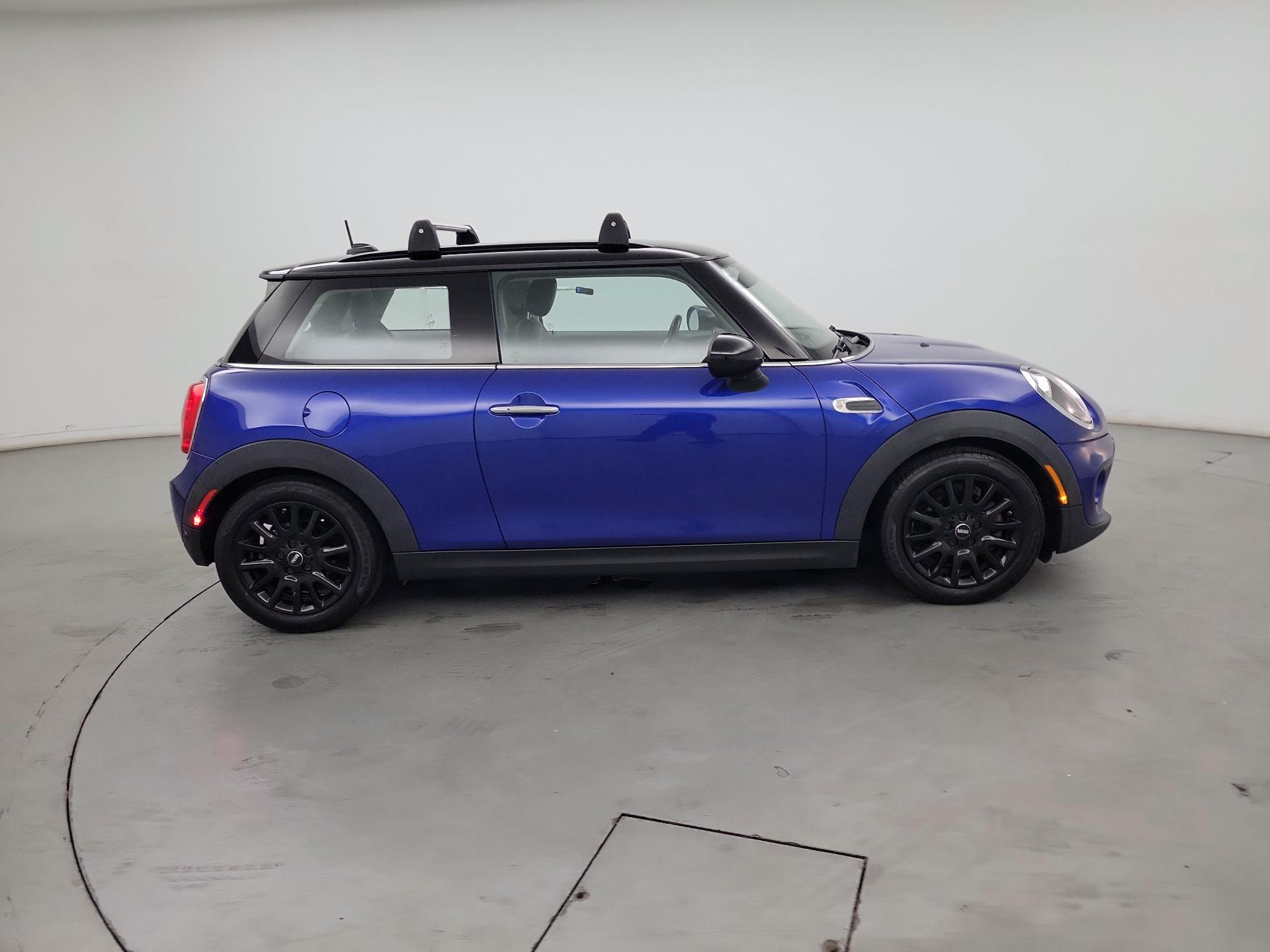 Thumbnail: 2019 MINI Cooper Hardtop - 4