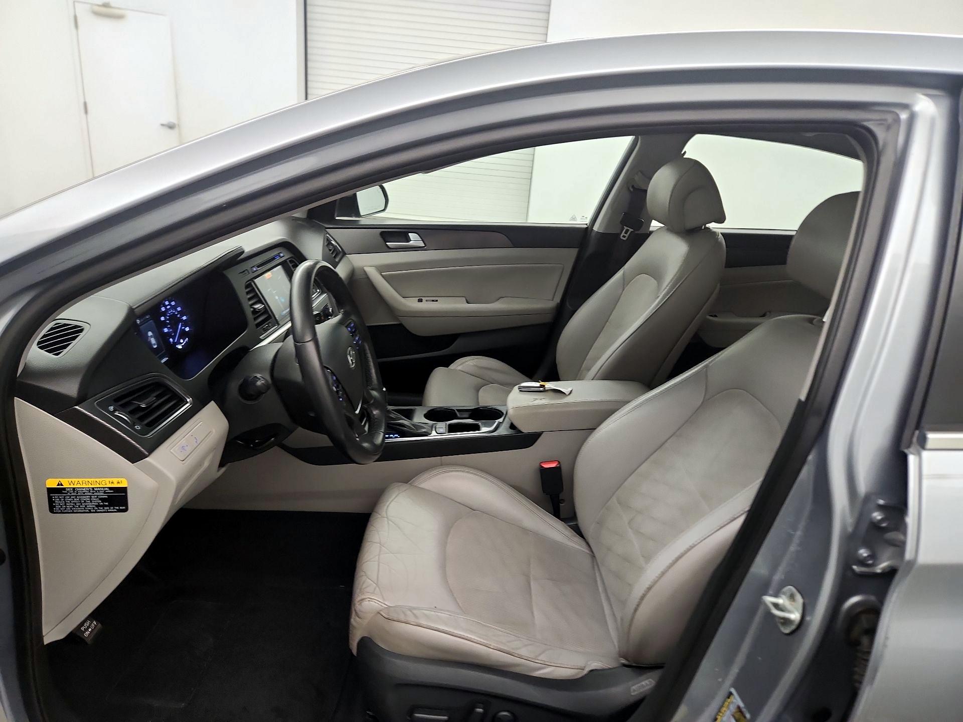 Thumbnail: 2016 Hyundai Sonata - 9