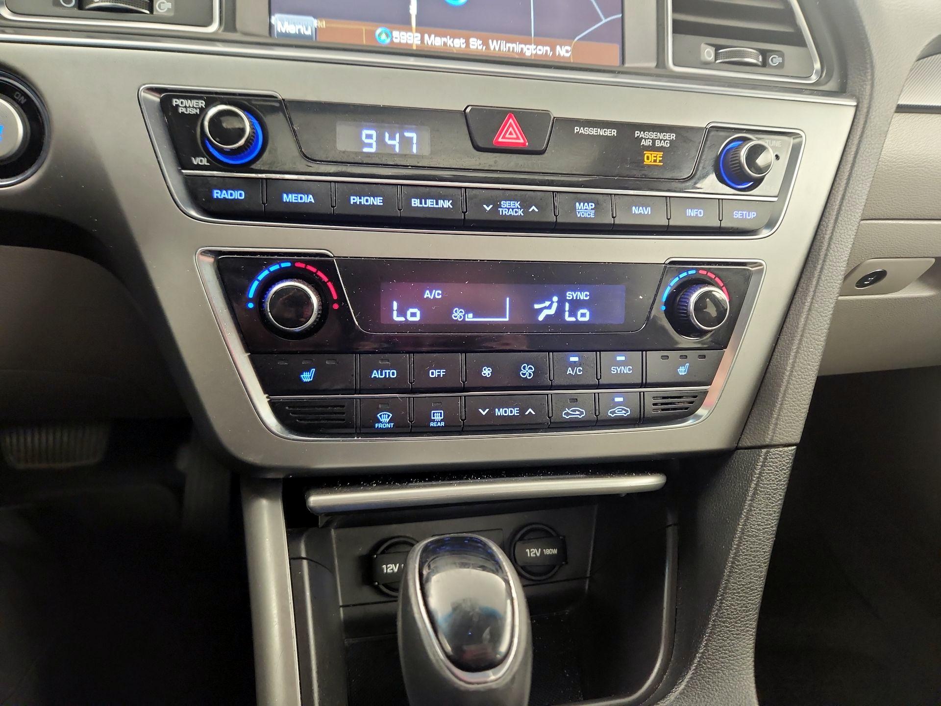 Thumbnail: 2016 Hyundai Sonata - 15