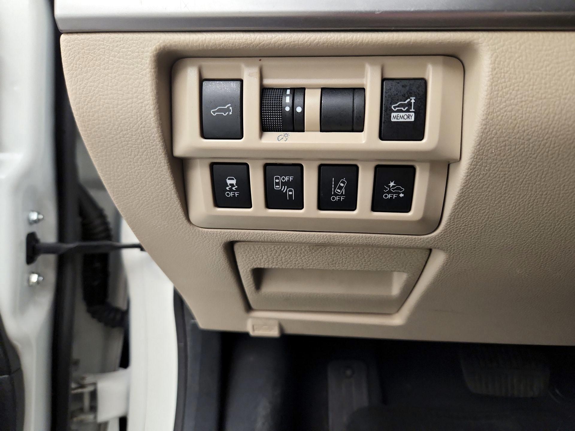 Thumbnail: 2019 Subaru Outback - 11