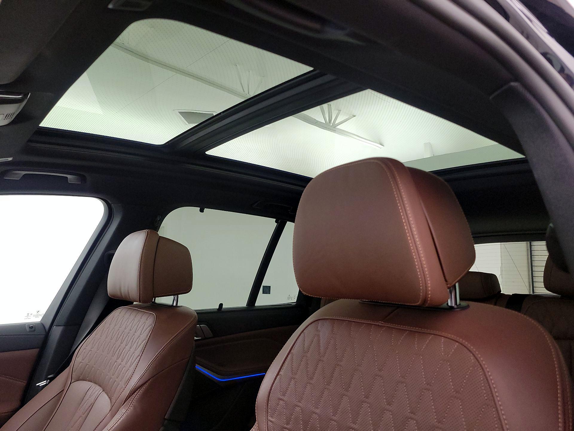 Thumbnail: 2022 BMW X5 - 20