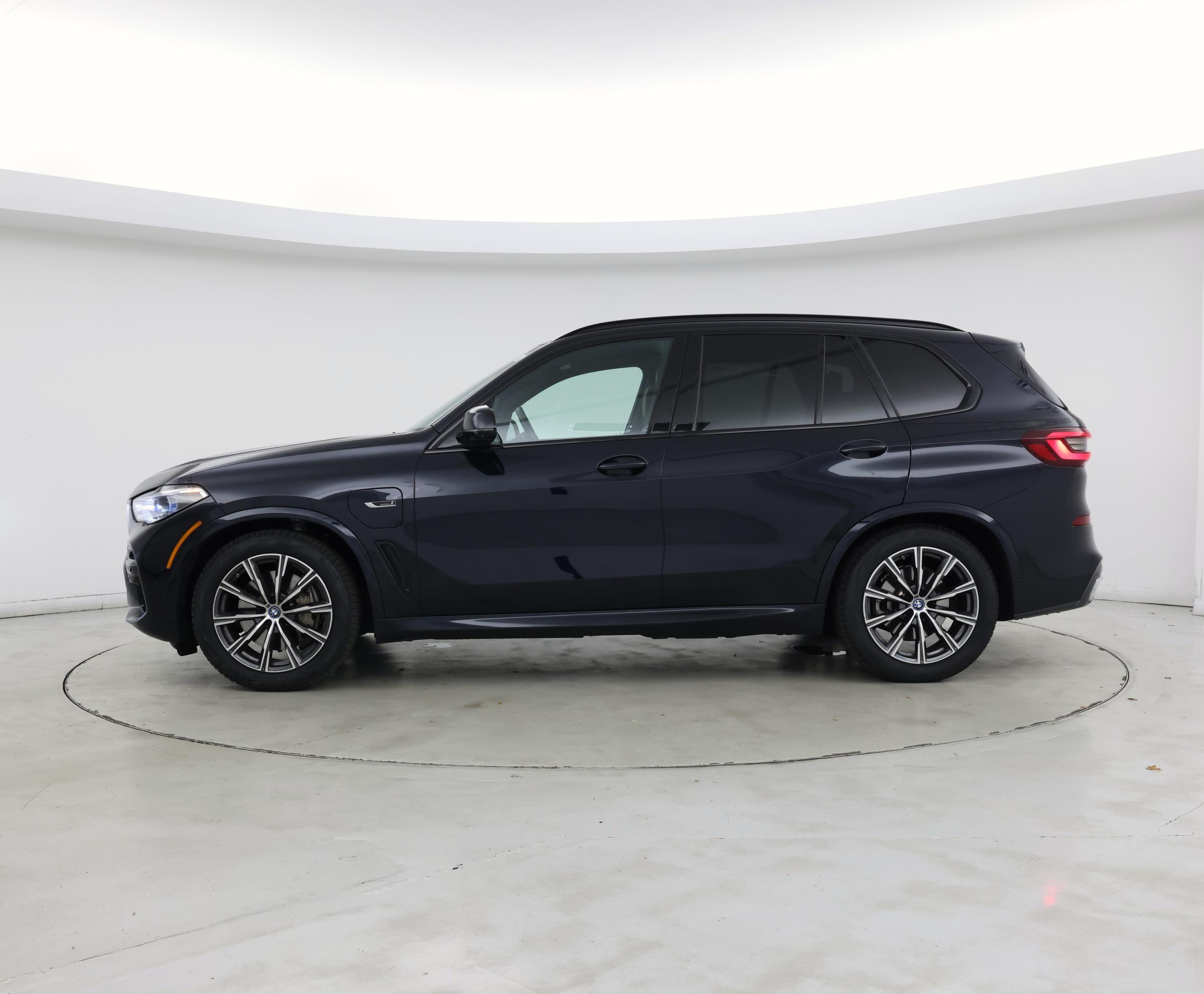 Thumbnail: 2022 BMW X5 - 3