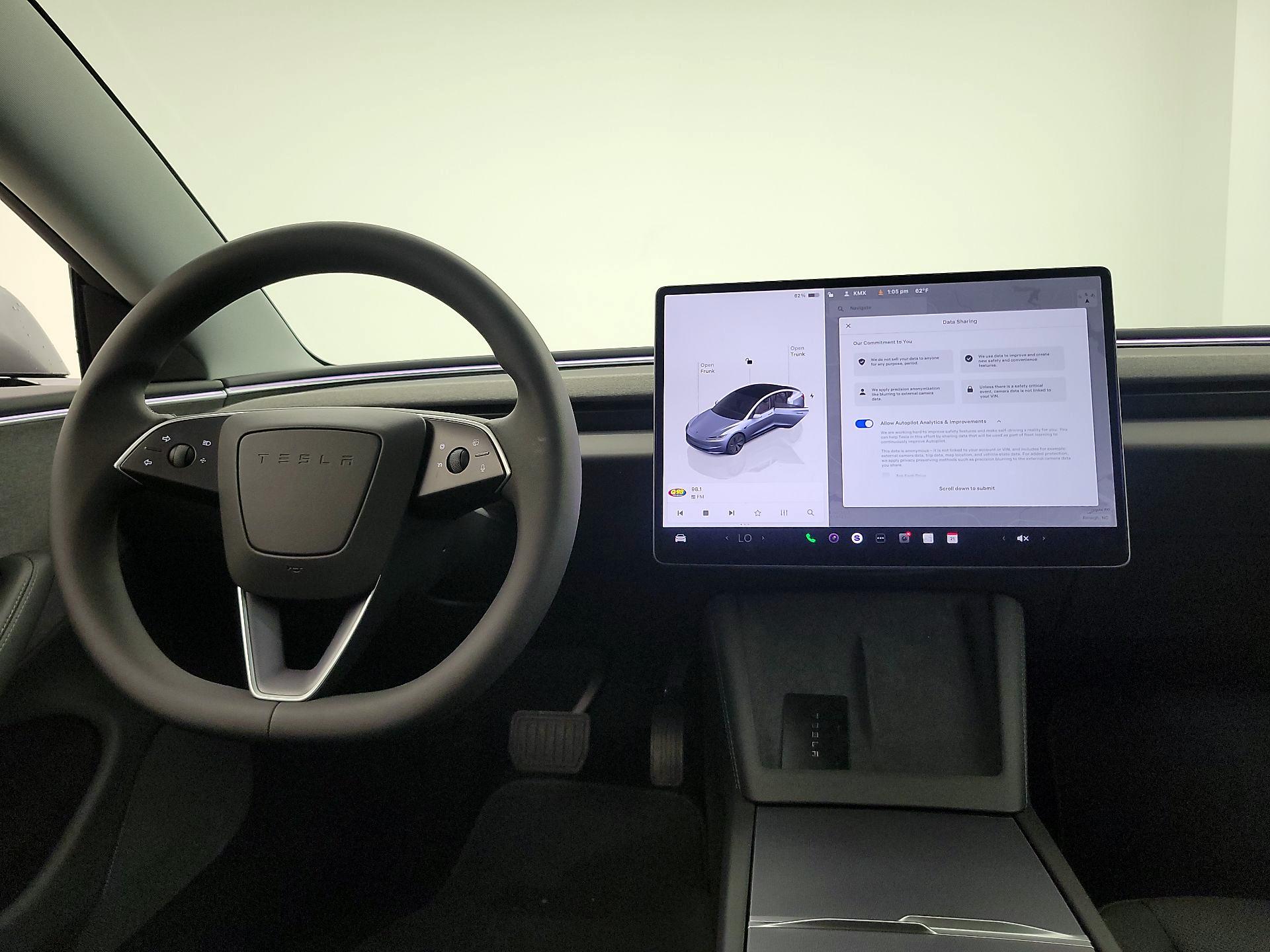 Thumbnail: 2025 Tesla Model 3 - 9