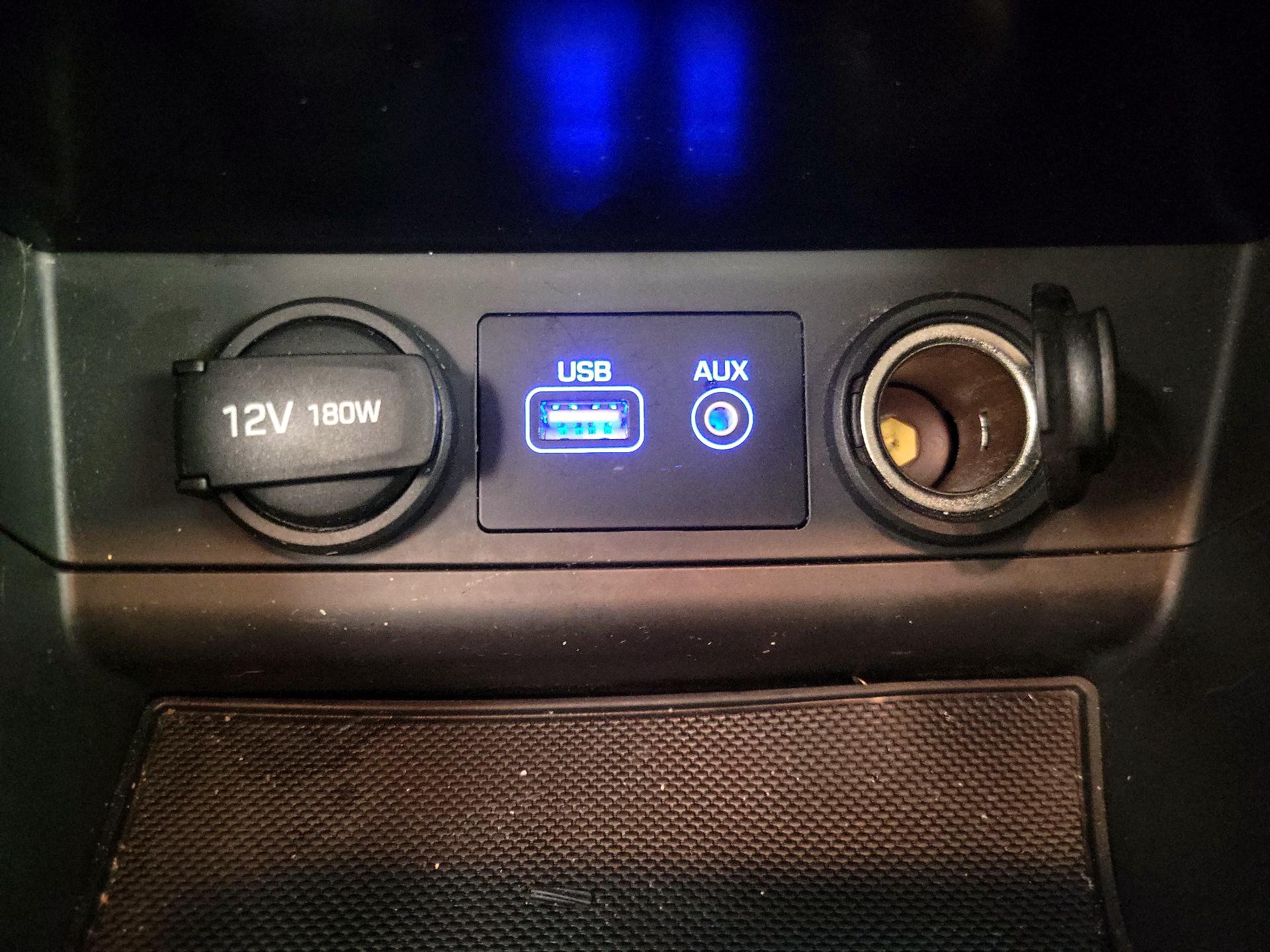 Thumbnail: 2015 Hyundai Sonata - 17