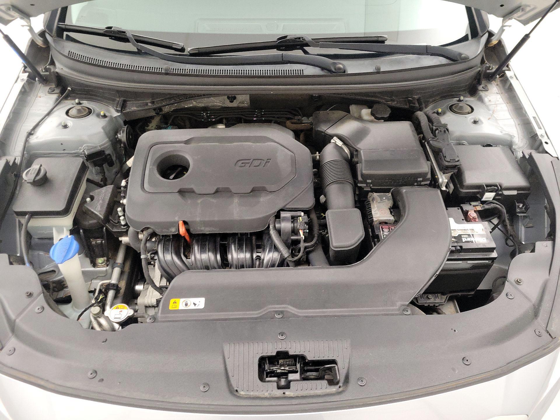 Thumbnail: 2015 Hyundai Sonata - 20