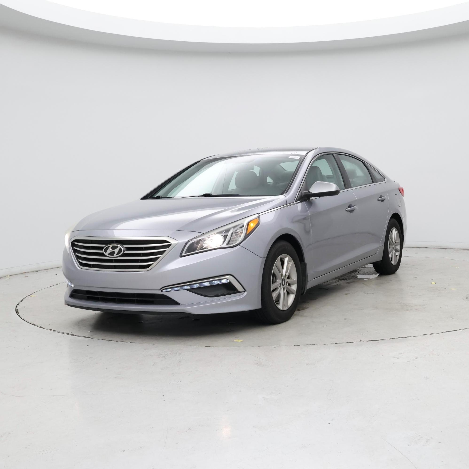 Thumbnail: 2015 Hyundai Sonata - 4