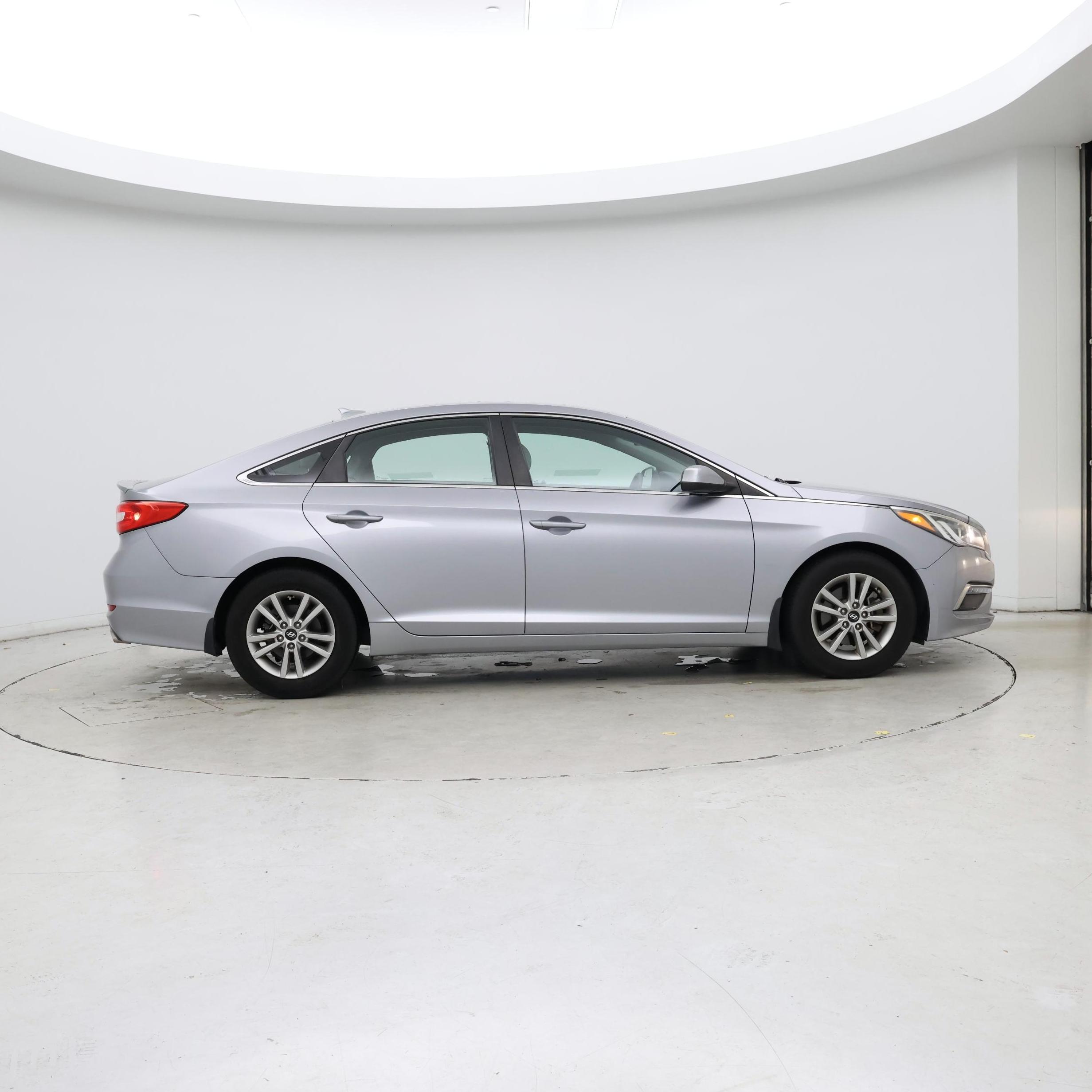 Thumbnail: 2015 Hyundai Sonata - 7