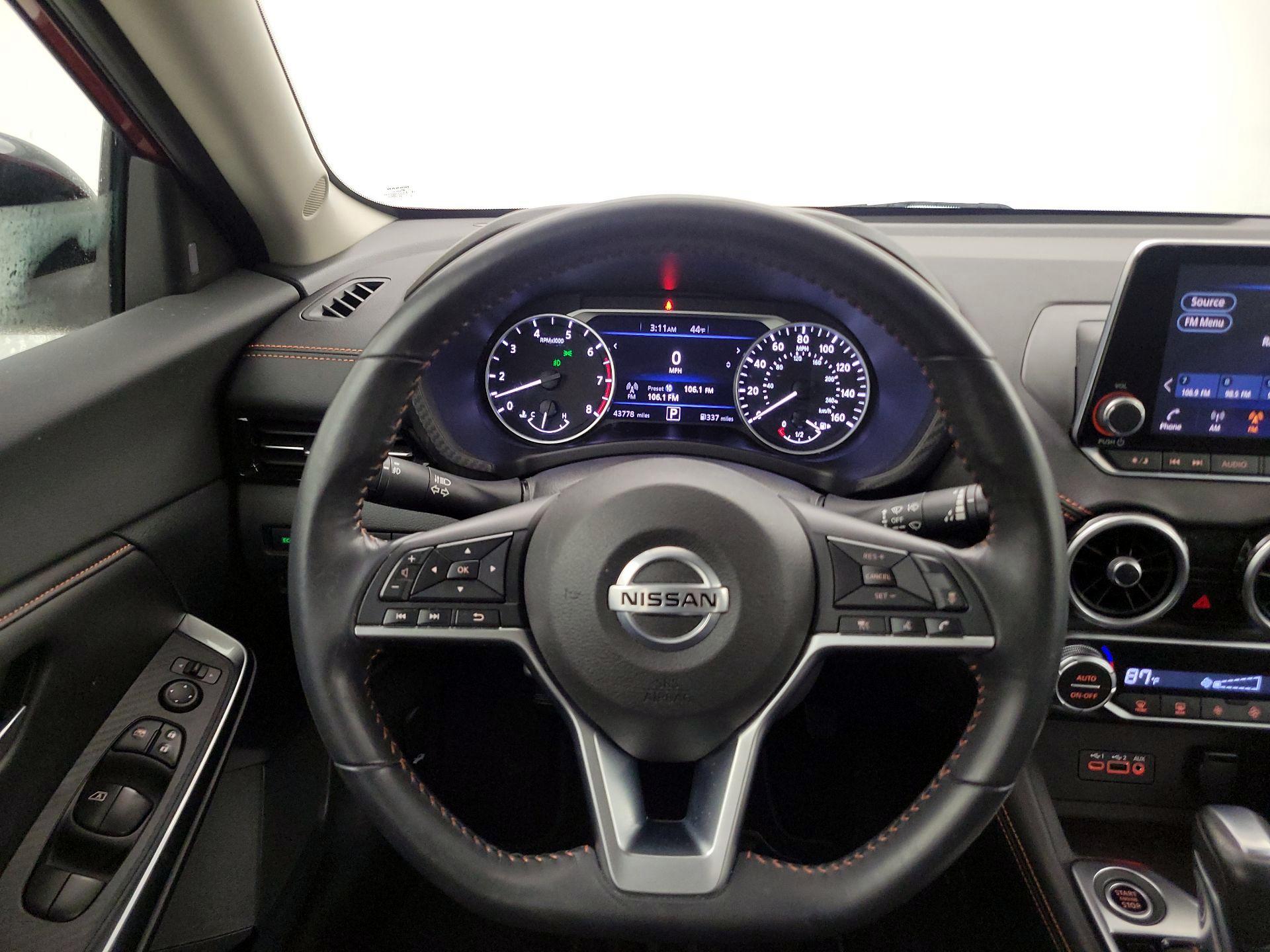 Thumbnail: 2020 Nissan Sentra - 10