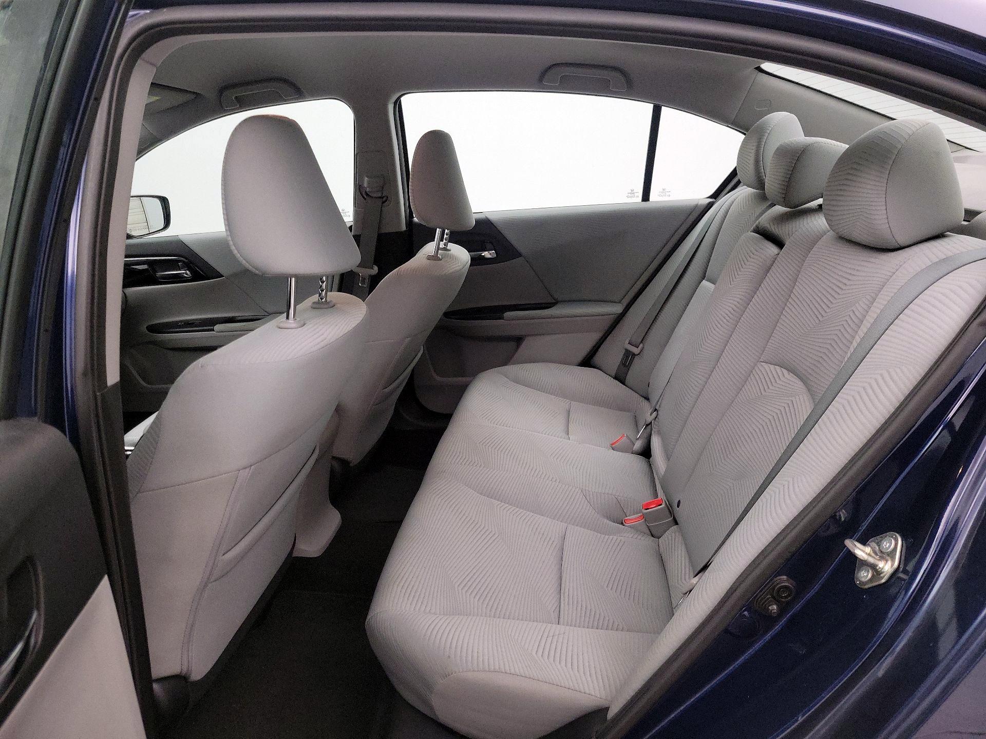 Thumbnail: 2017 Honda Accord - 18