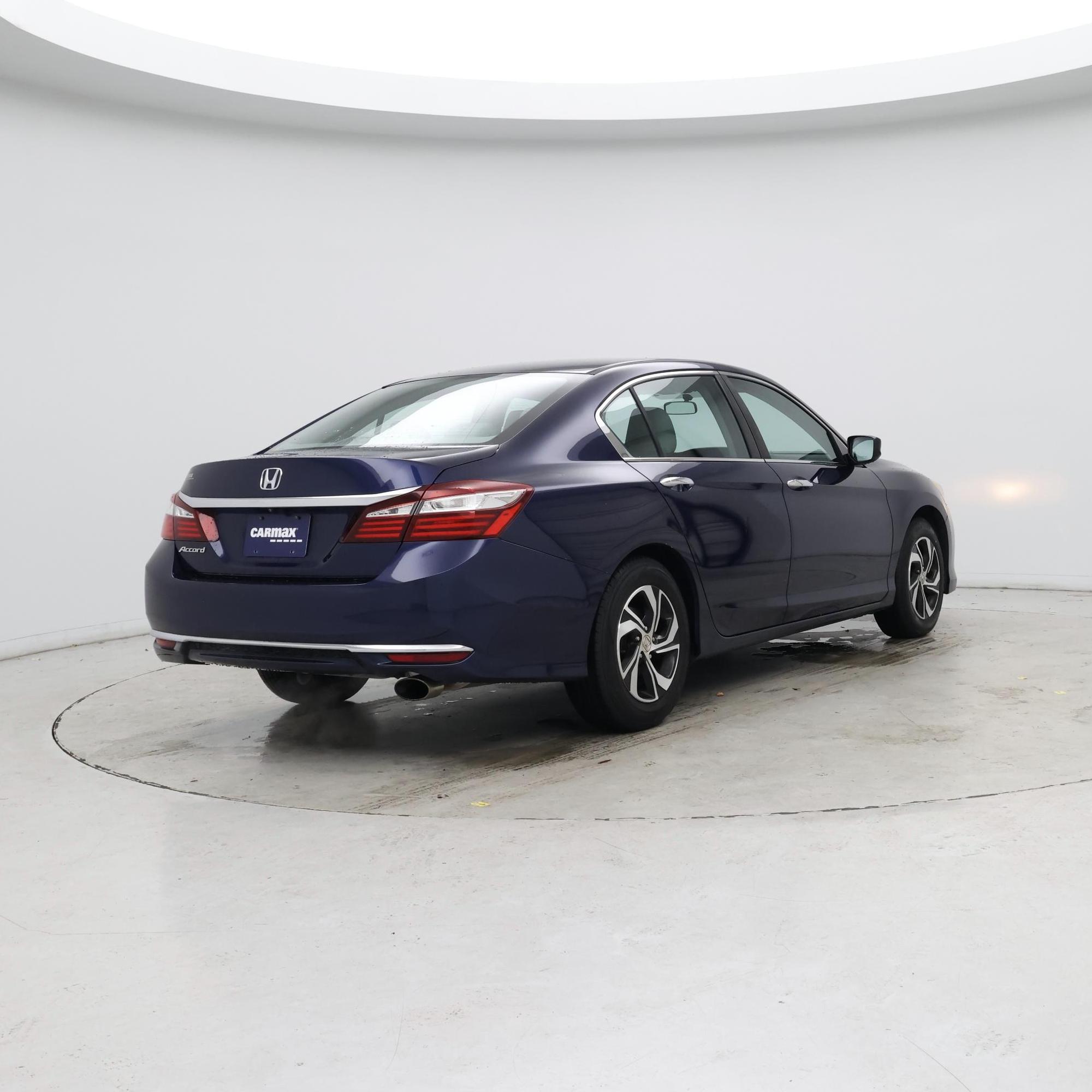 Thumbnail: 2017 Honda Accord - 8