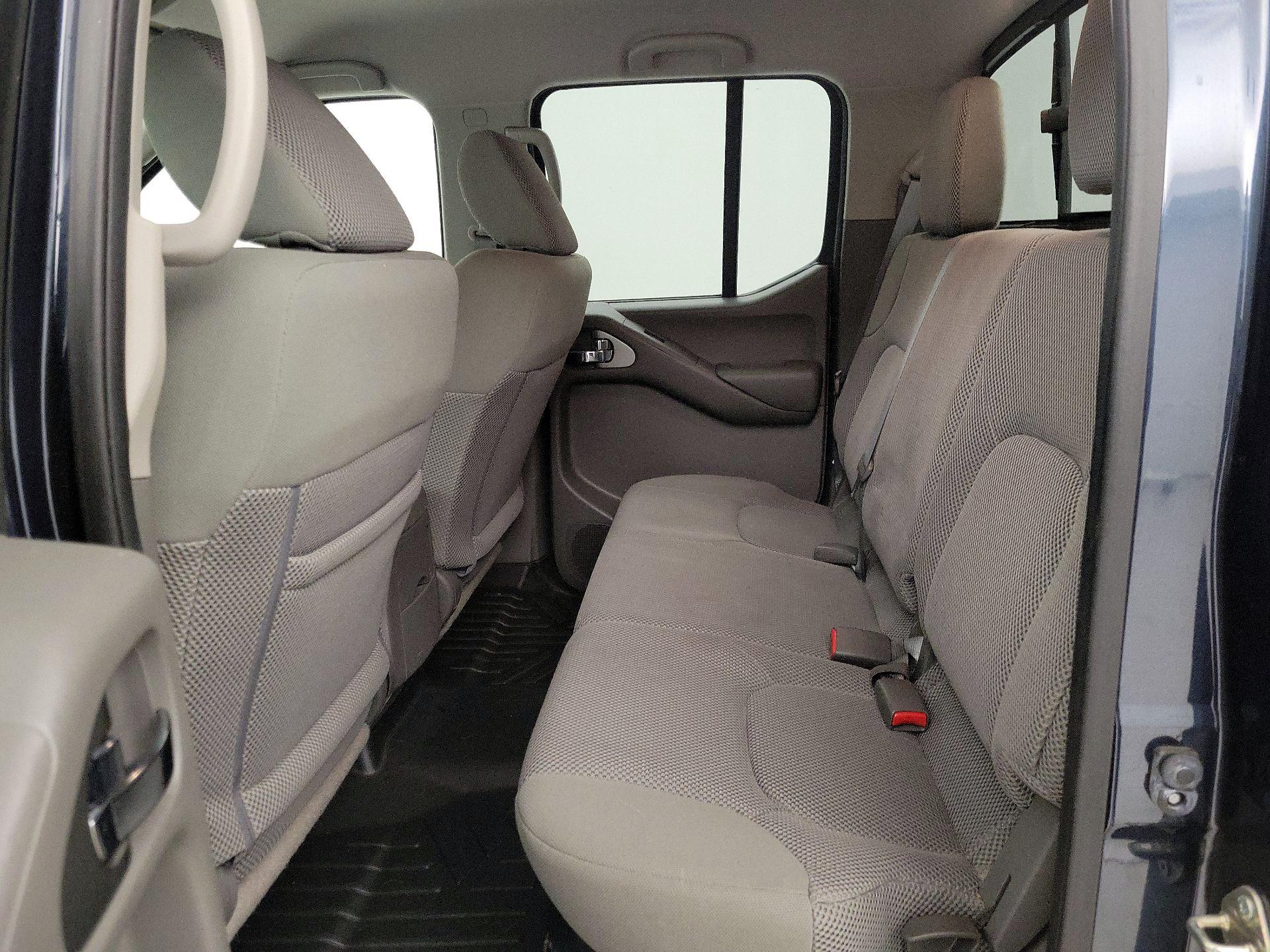 Thumbnail: 2016 Nissan Frontier - 18