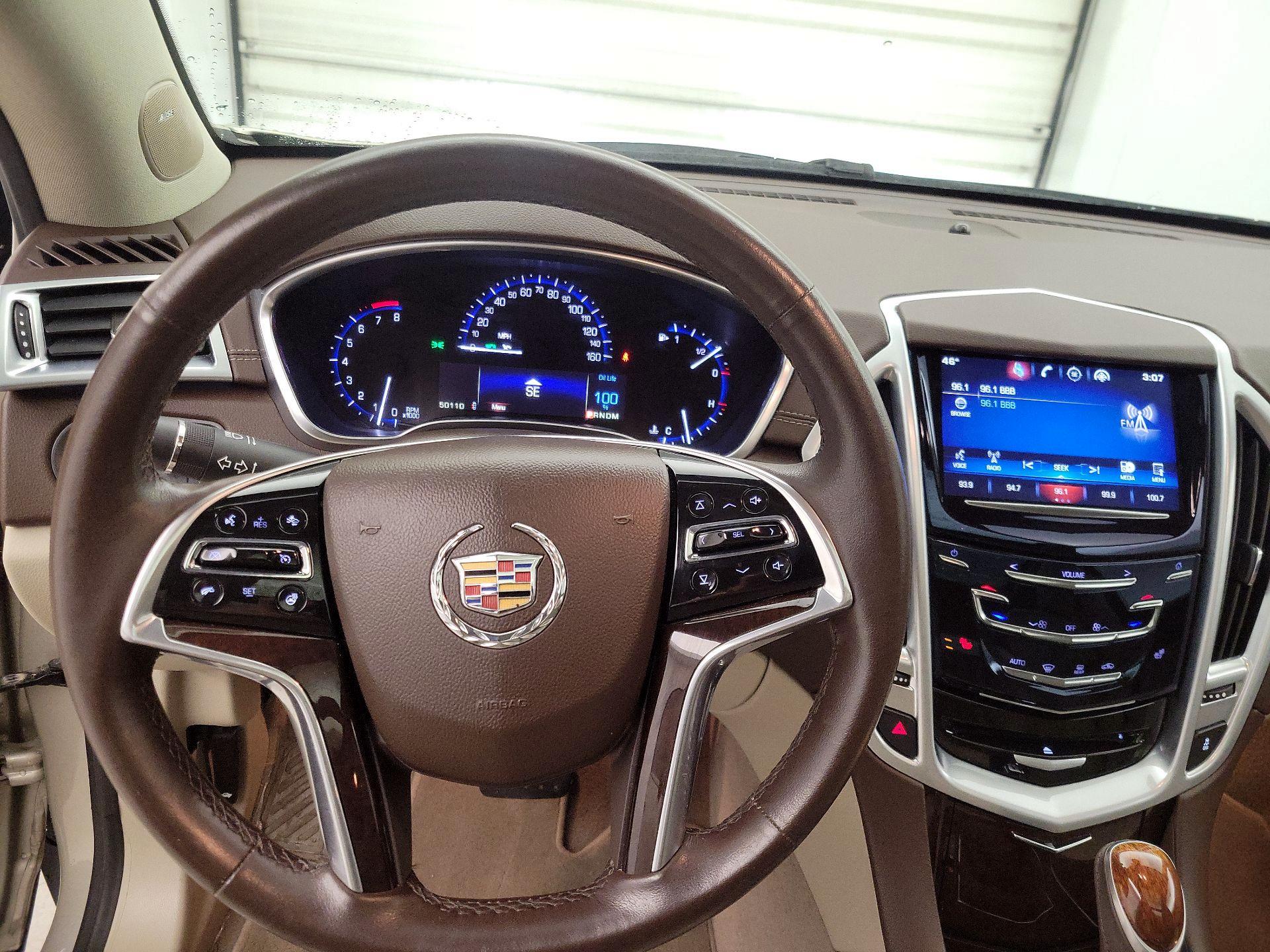 Thumbnail: 2016 Cadillac SRX - 10