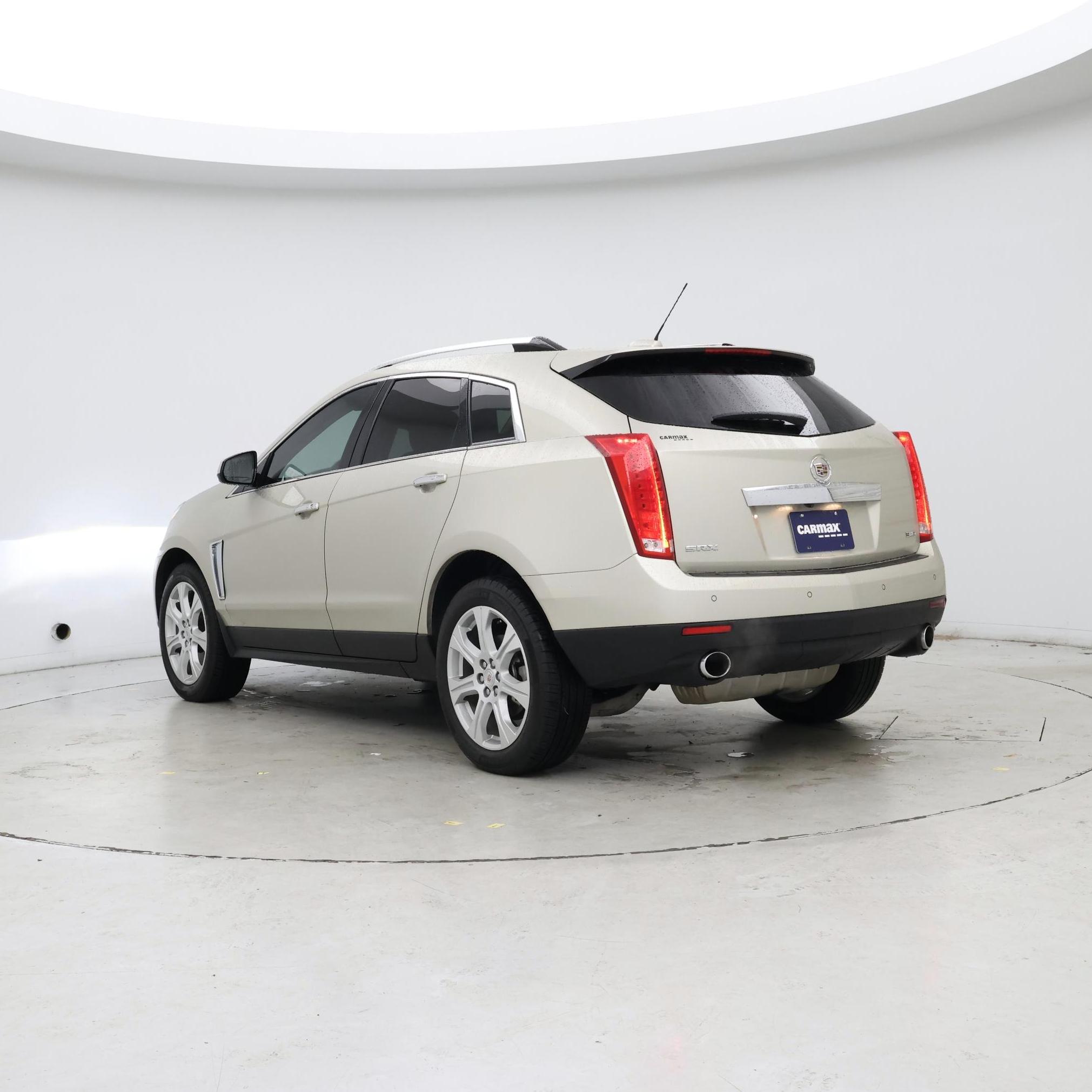Thumbnail: 2016 Cadillac SRX - 2