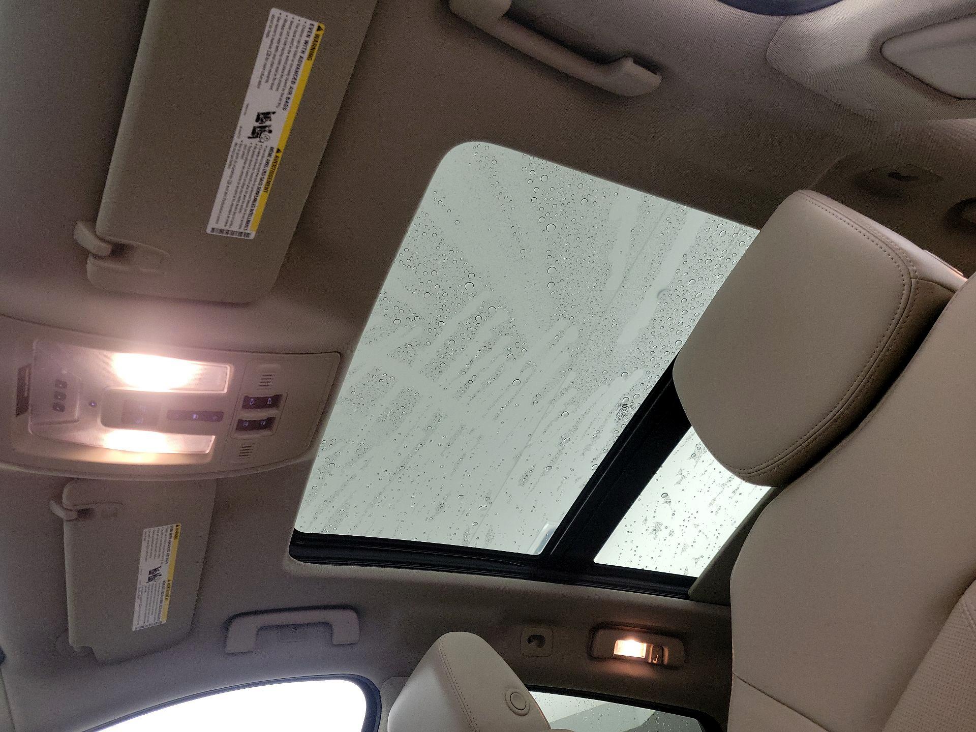 Thumbnail: 2016 Cadillac SRX - 19