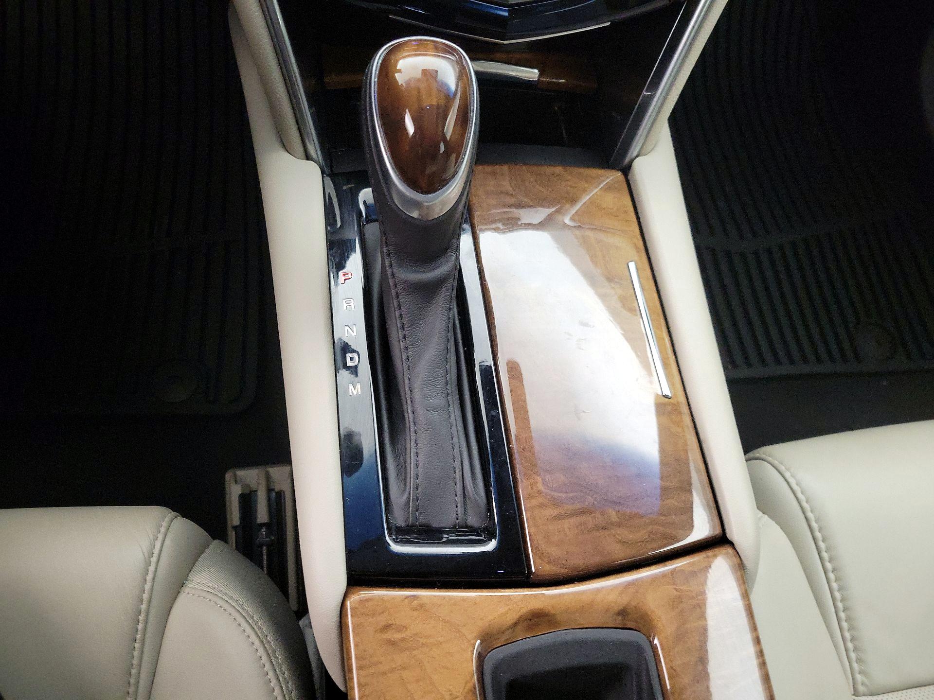 Thumbnail: 2018 Cadillac XTS - 17