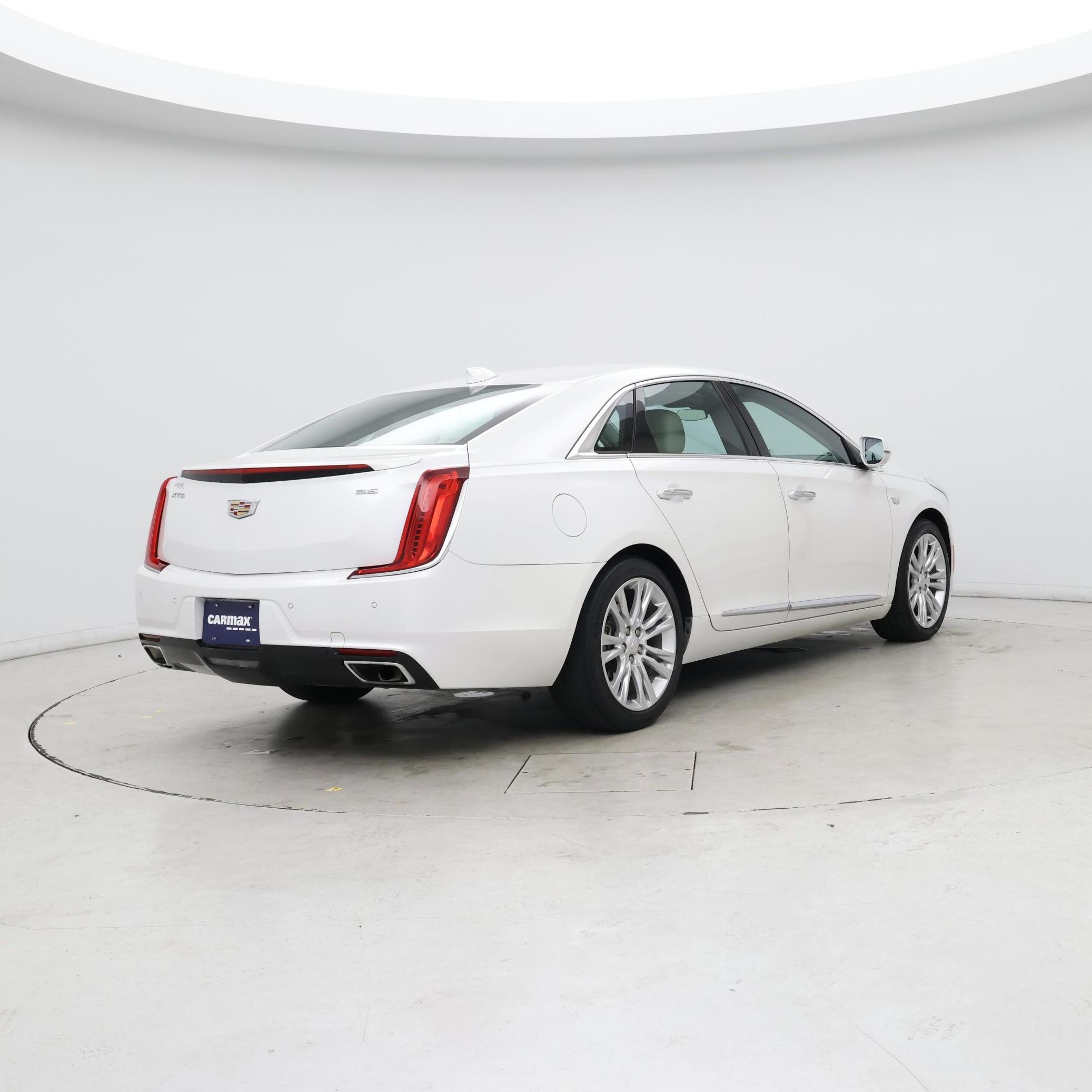 Thumbnail: 2018 Cadillac XTS - 8