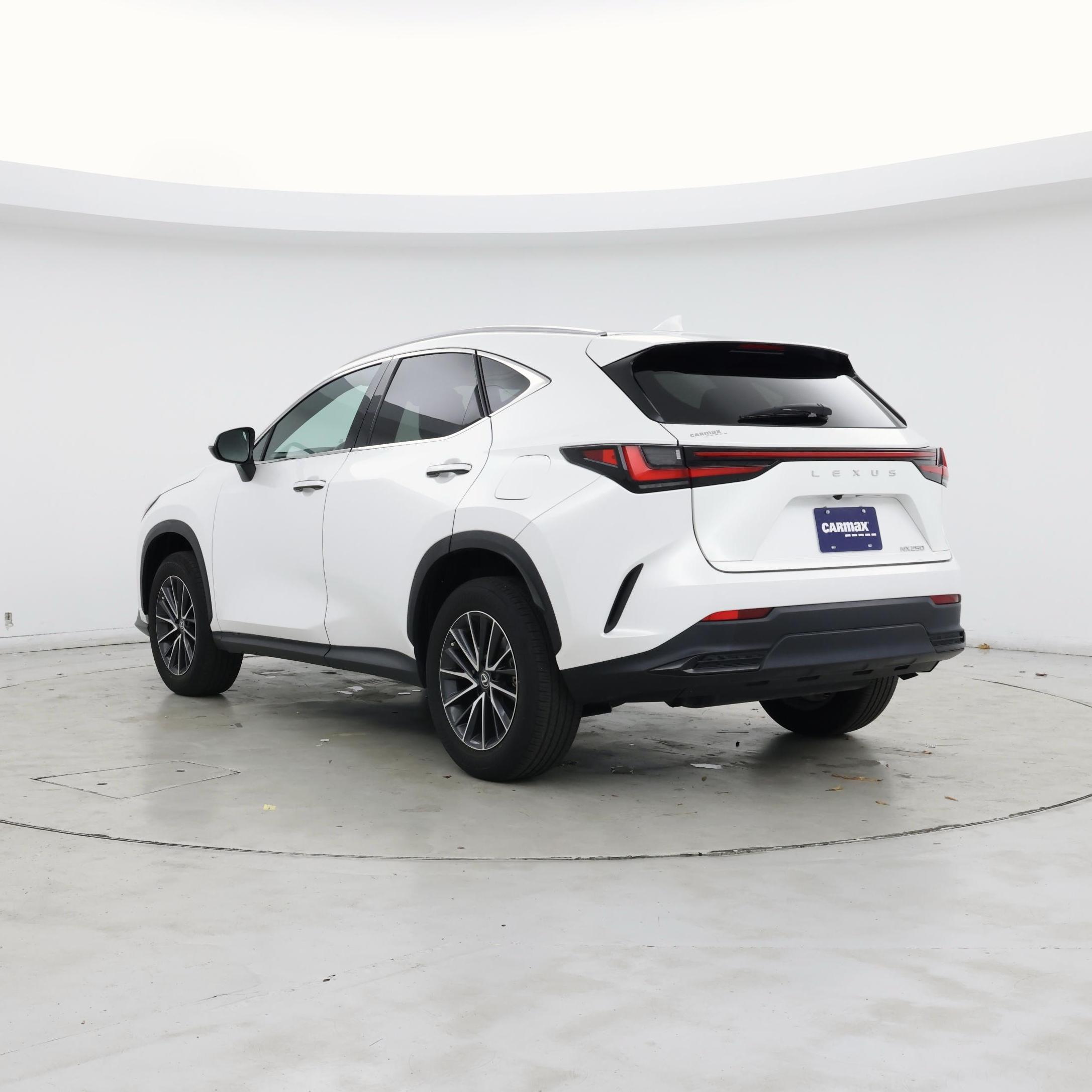 Thumbnail: 2024 Lexus NX - 2