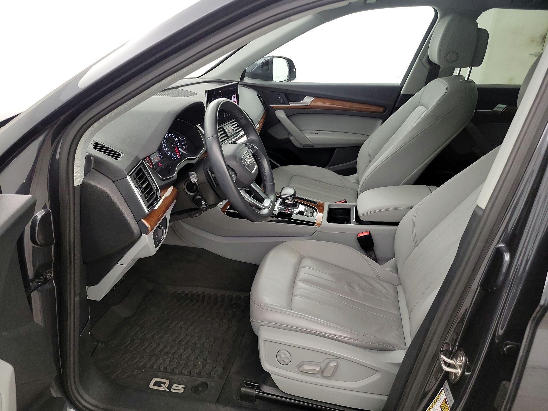 Thumbnail: 2021 Audi Q5 - 11