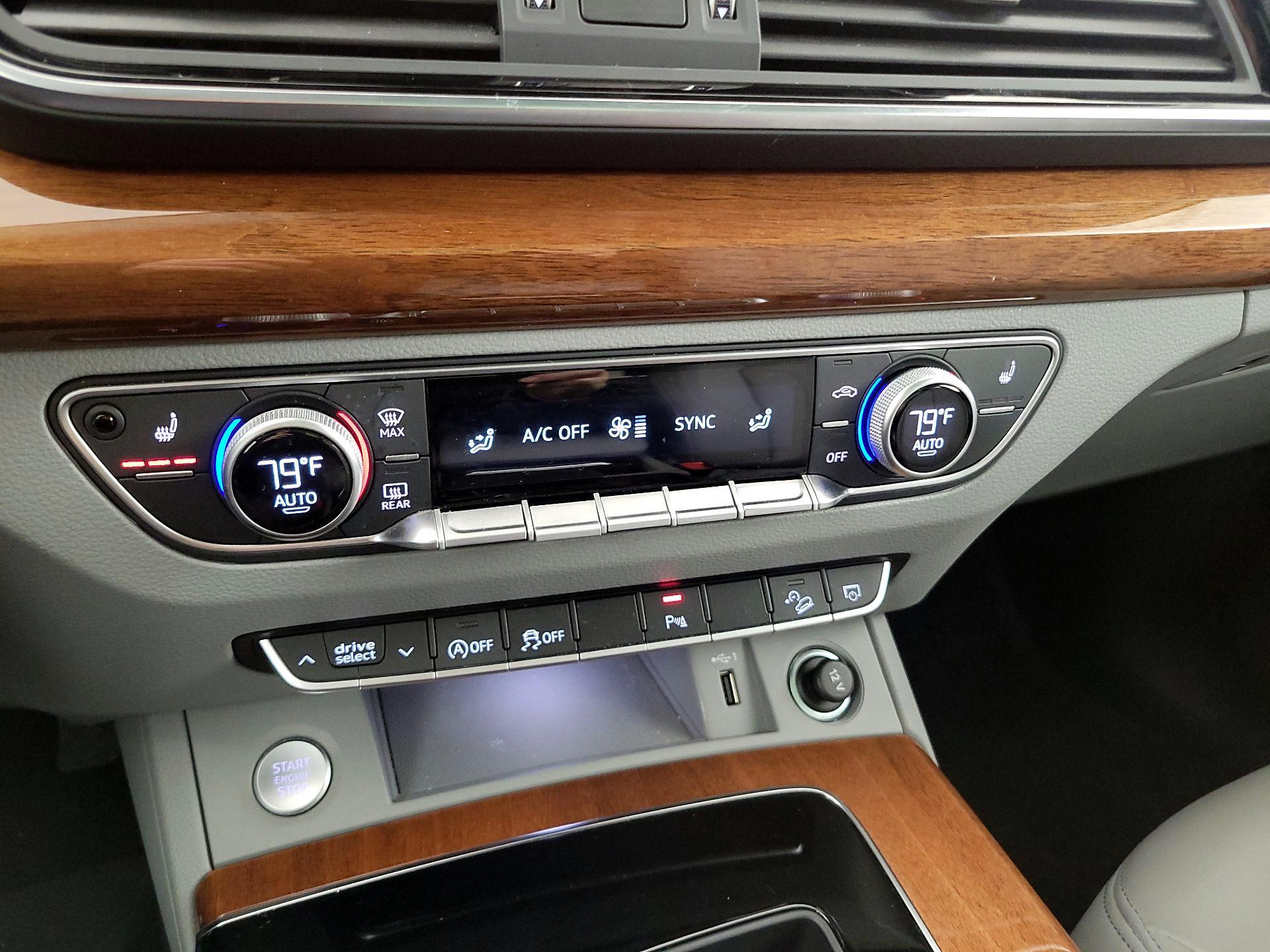 Thumbnail: 2021 Audi Q5 - 16