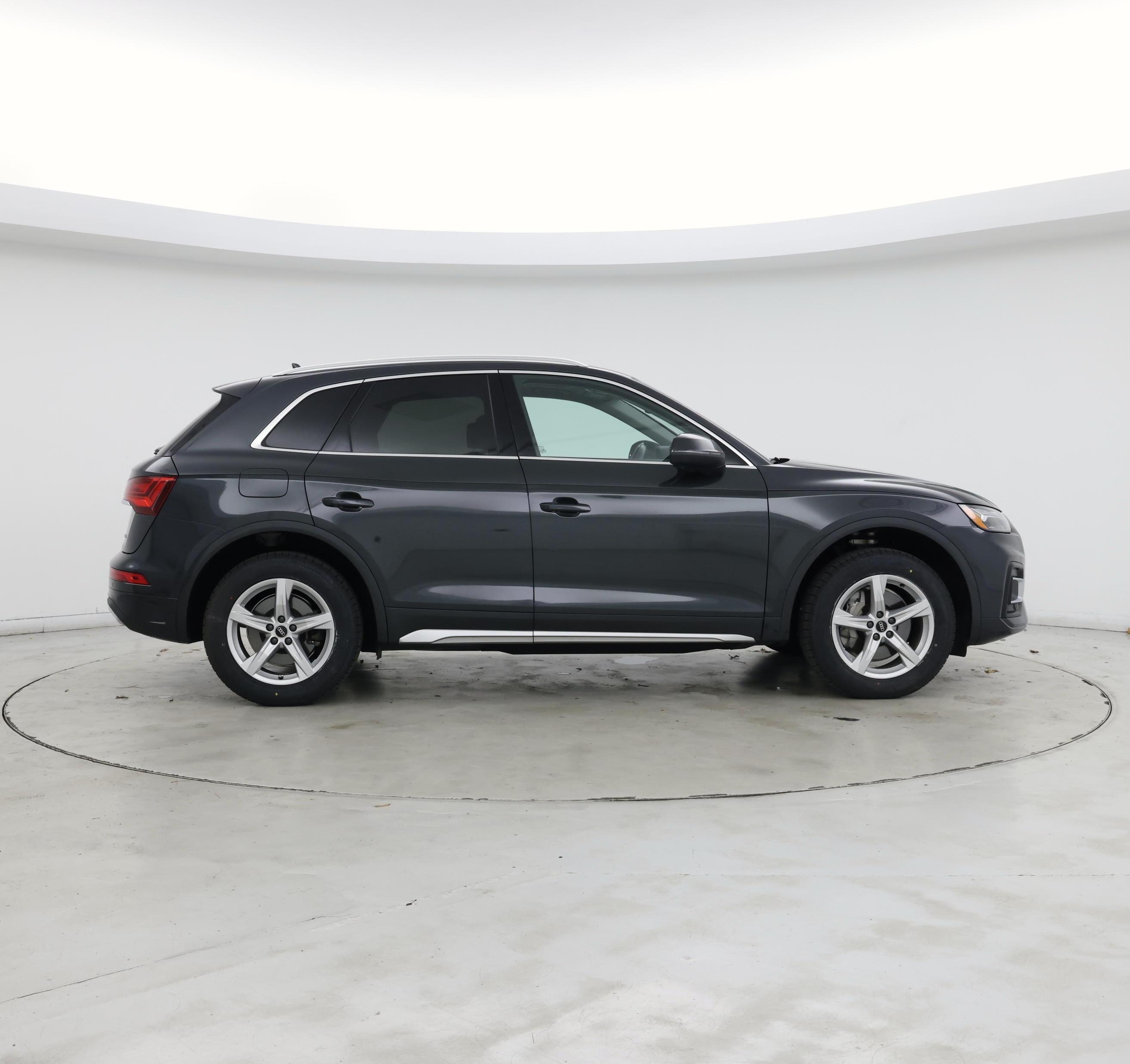 Thumbnail: 2021 Audi Q5 - 7