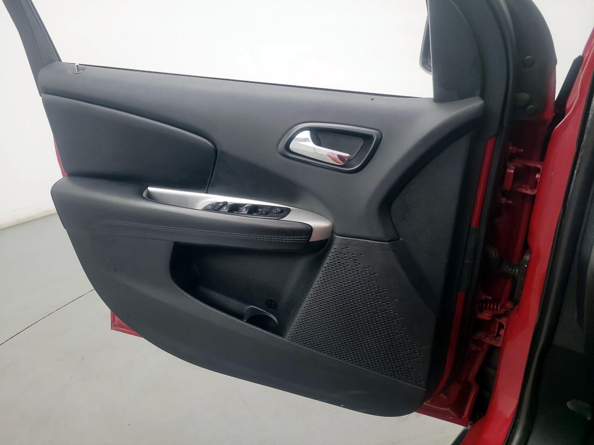 Thumbnail: 2018 Dodge Journey - 10