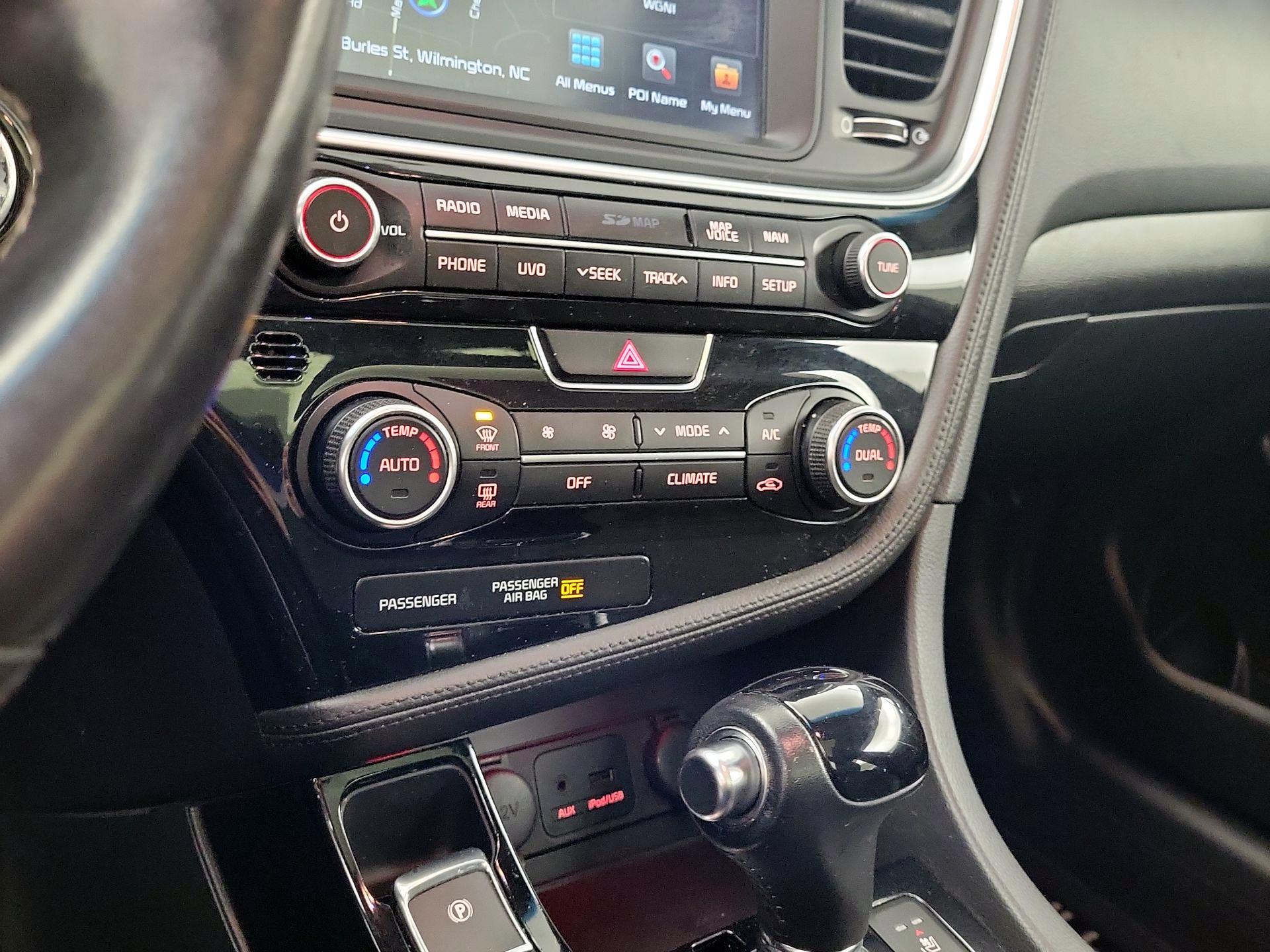 Thumbnail: 2015 Kia Optima - 15