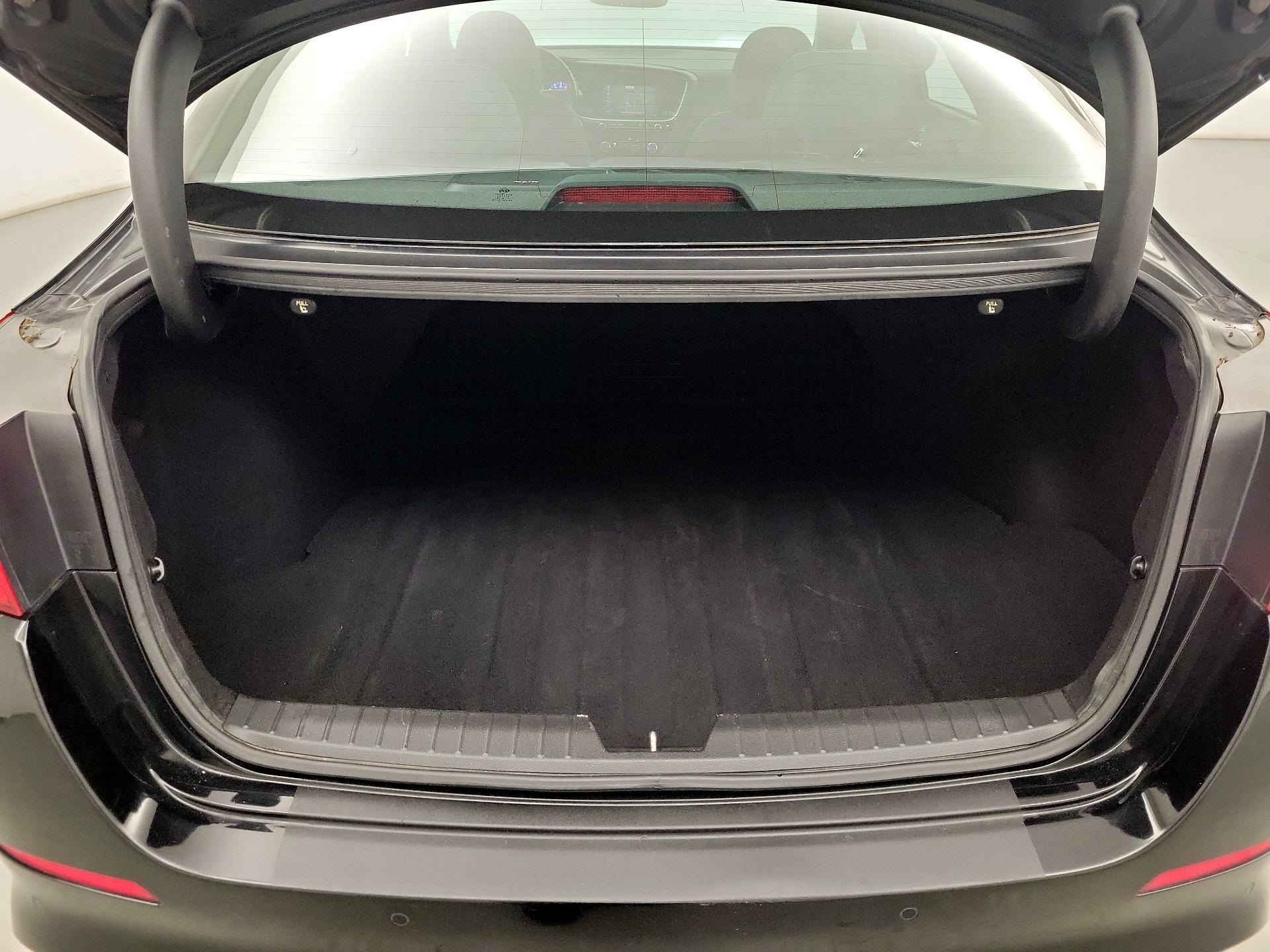 Thumbnail: 2015 Kia Optima - 20