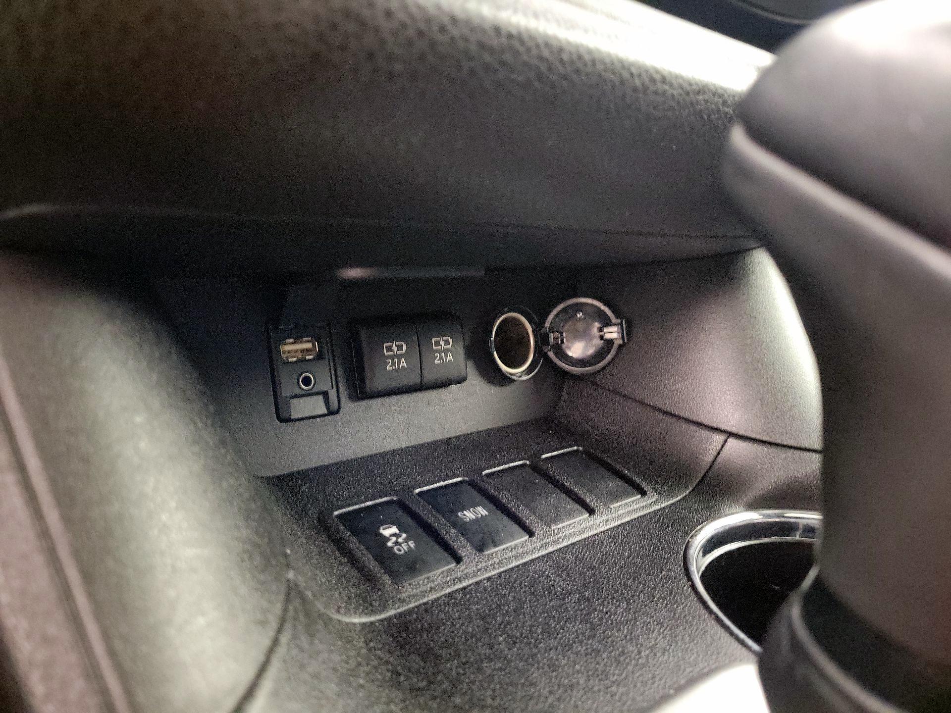 Thumbnail: 2018 Toyota Highlander - 15