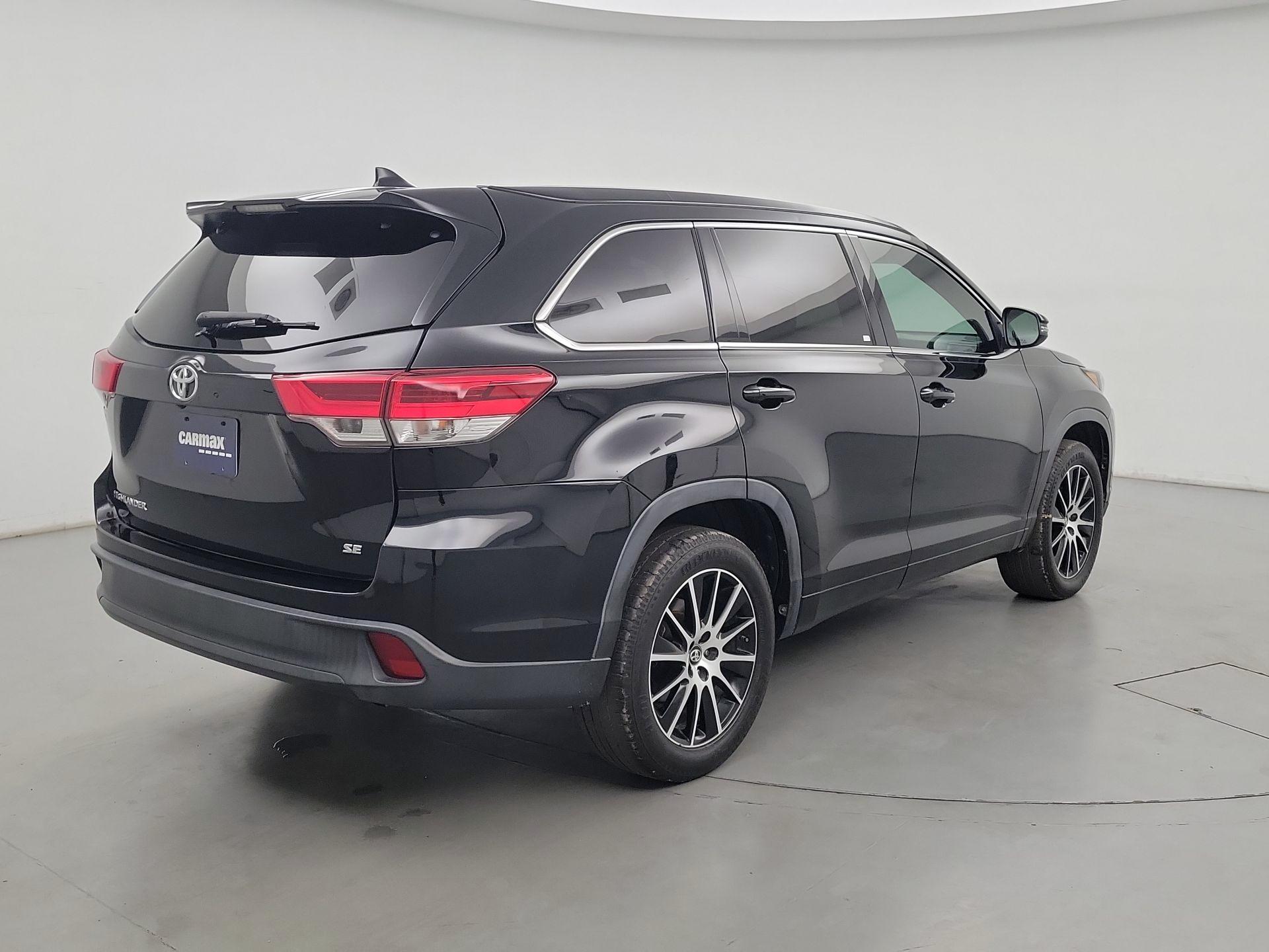 Thumbnail: 2018 Toyota Highlander - 5