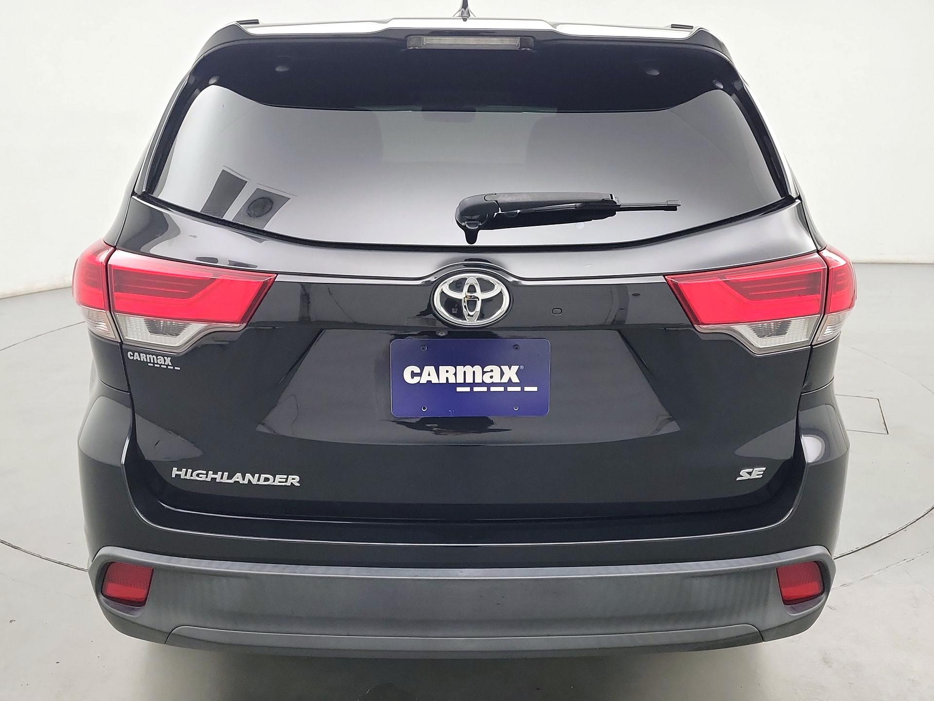 Thumbnail: 2018 Toyota Highlander - 6