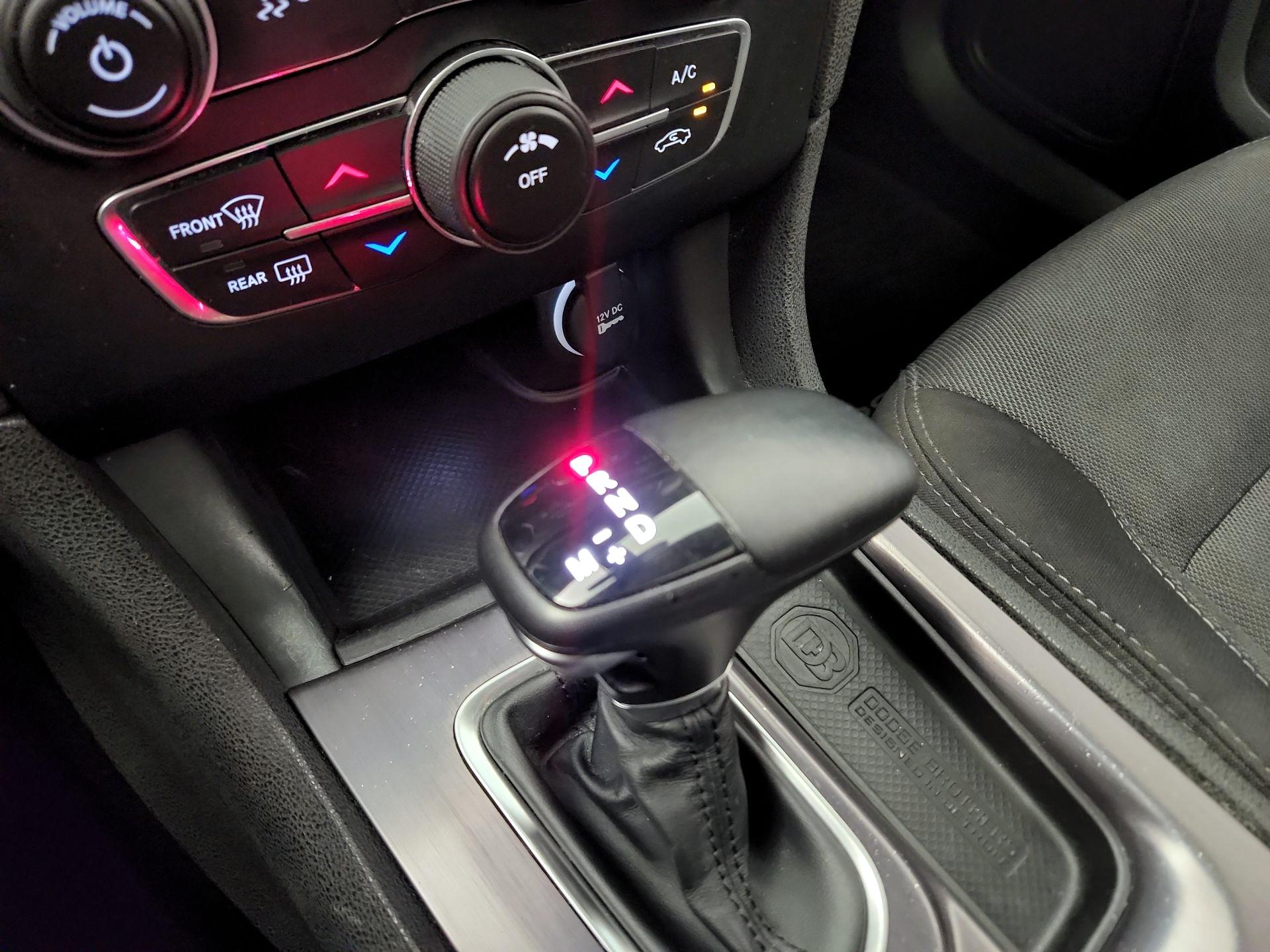 Thumbnail: 2017 Dodge Charger - 14