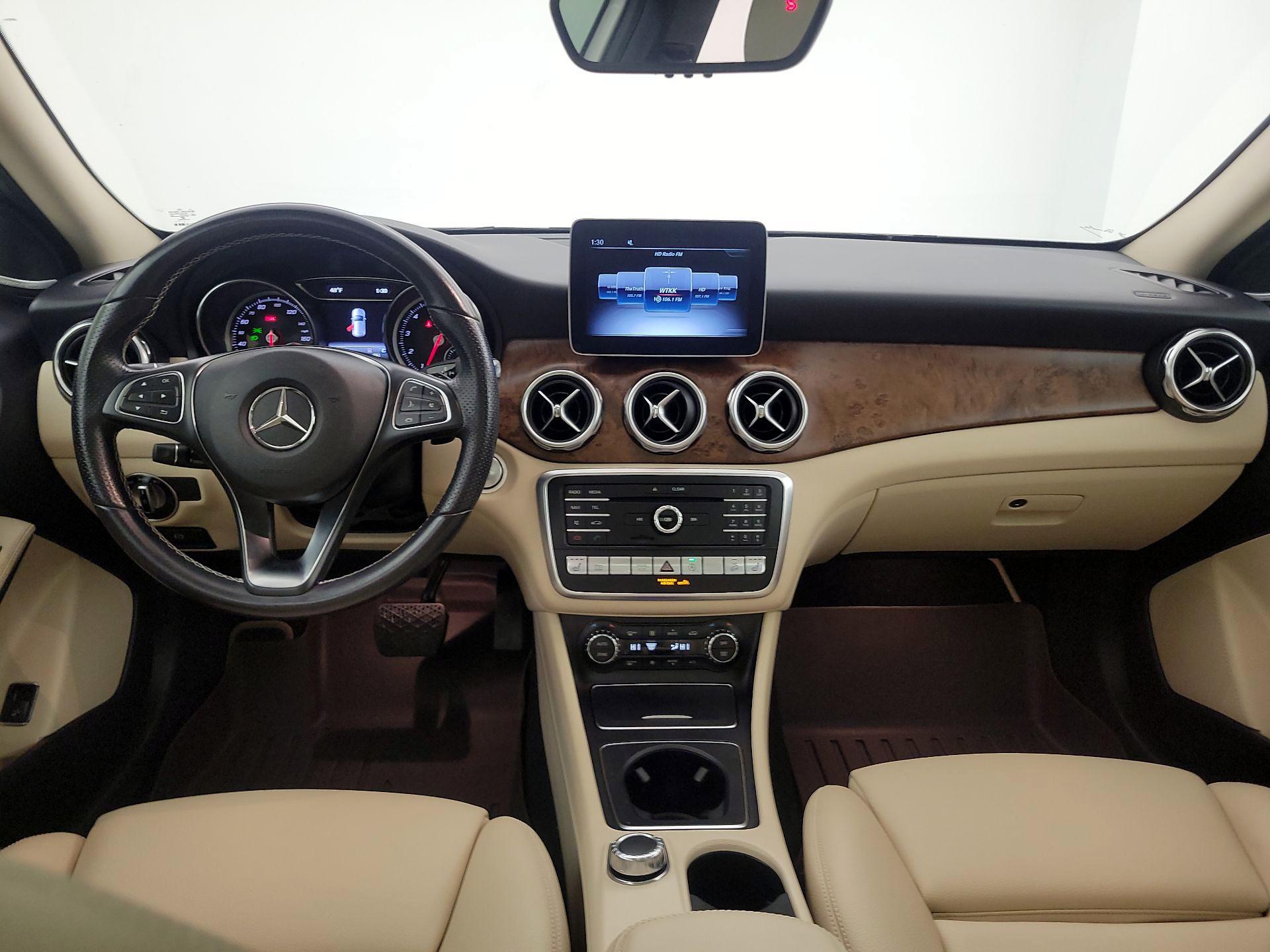 Thumbnail: 2020 Mercedes-Benz GLA - 9