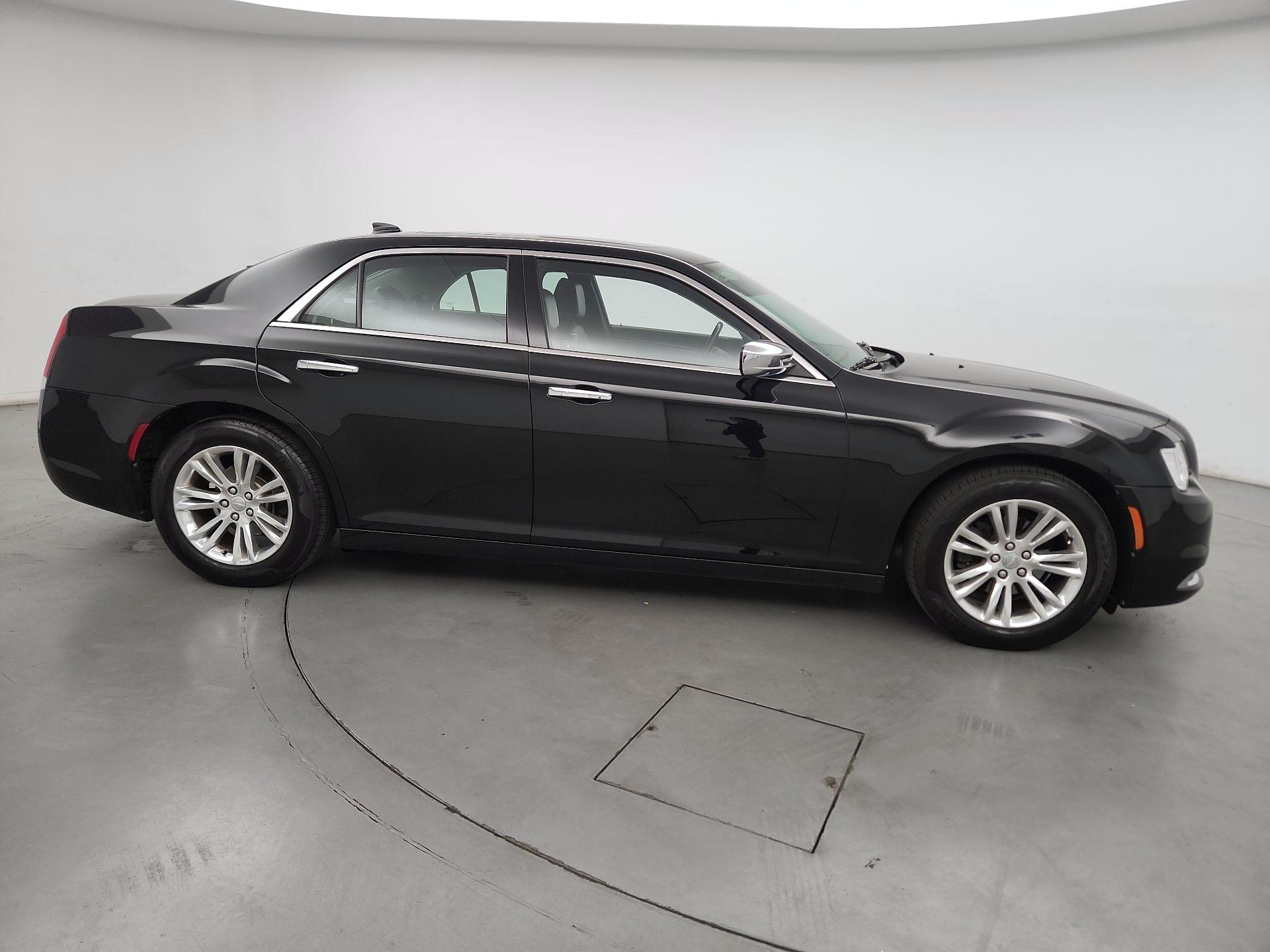 Thumbnail: 2016 Chrysler 300 - 4