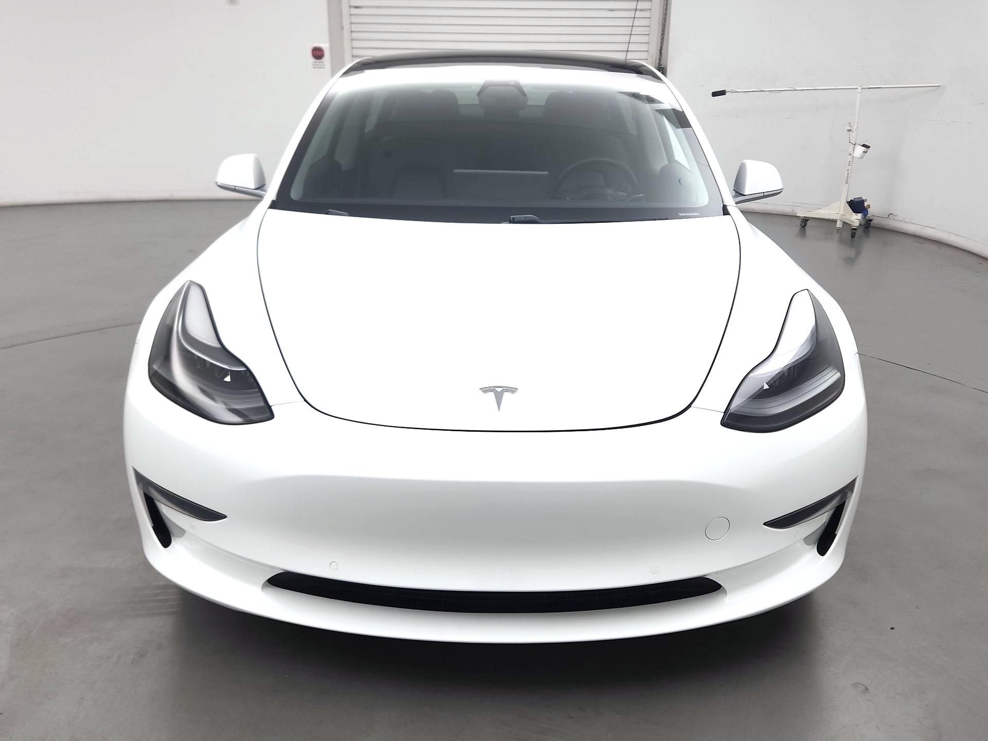 Thumbnail: 2019 Tesla Model 3 - 2