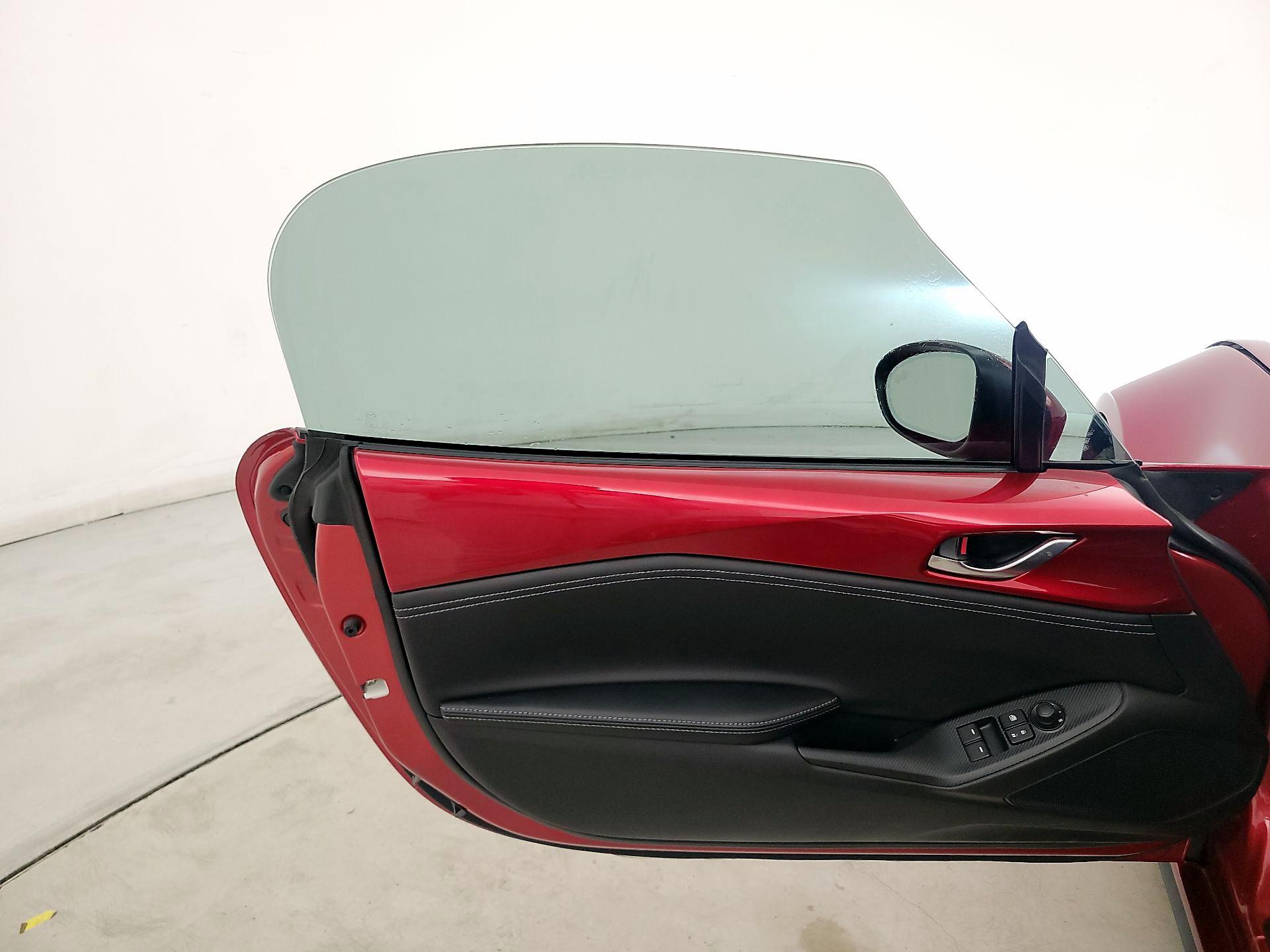 Thumbnail: 2024 Mazda MX-5 Miata - 12