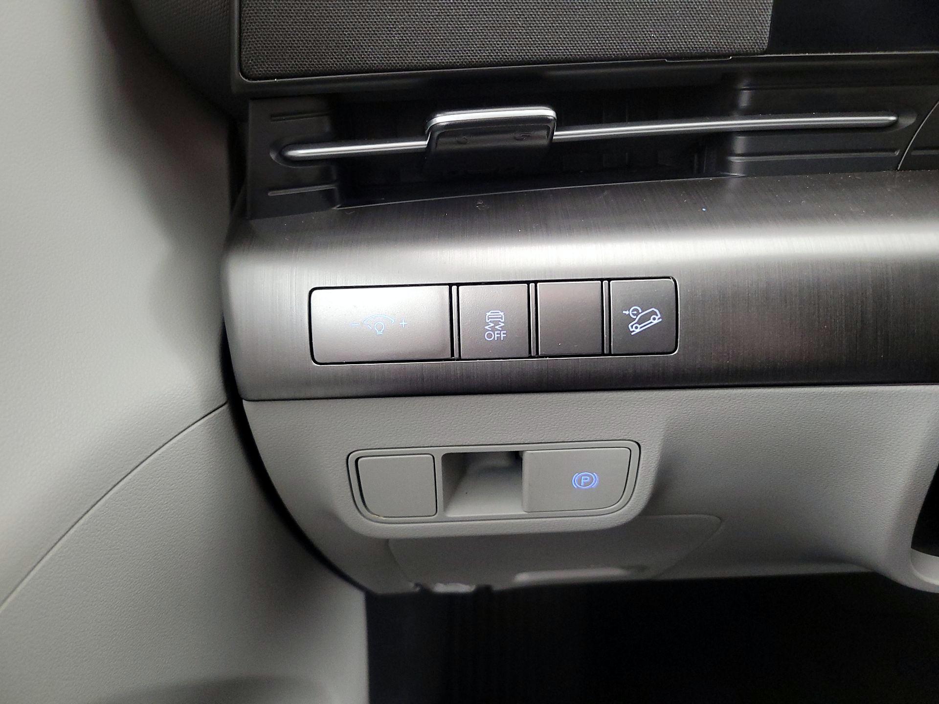 Thumbnail: 2024 Hyundai Kona - 13