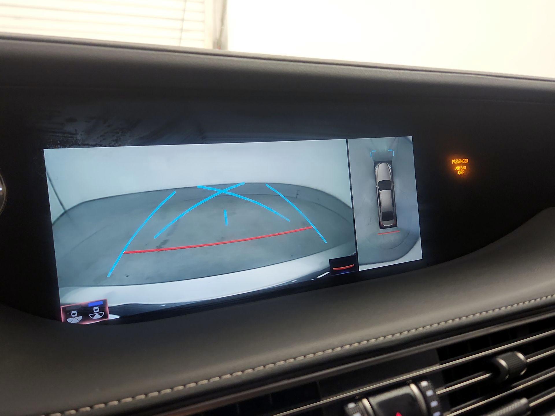 Thumbnail: 2019 Lexus LS - 13