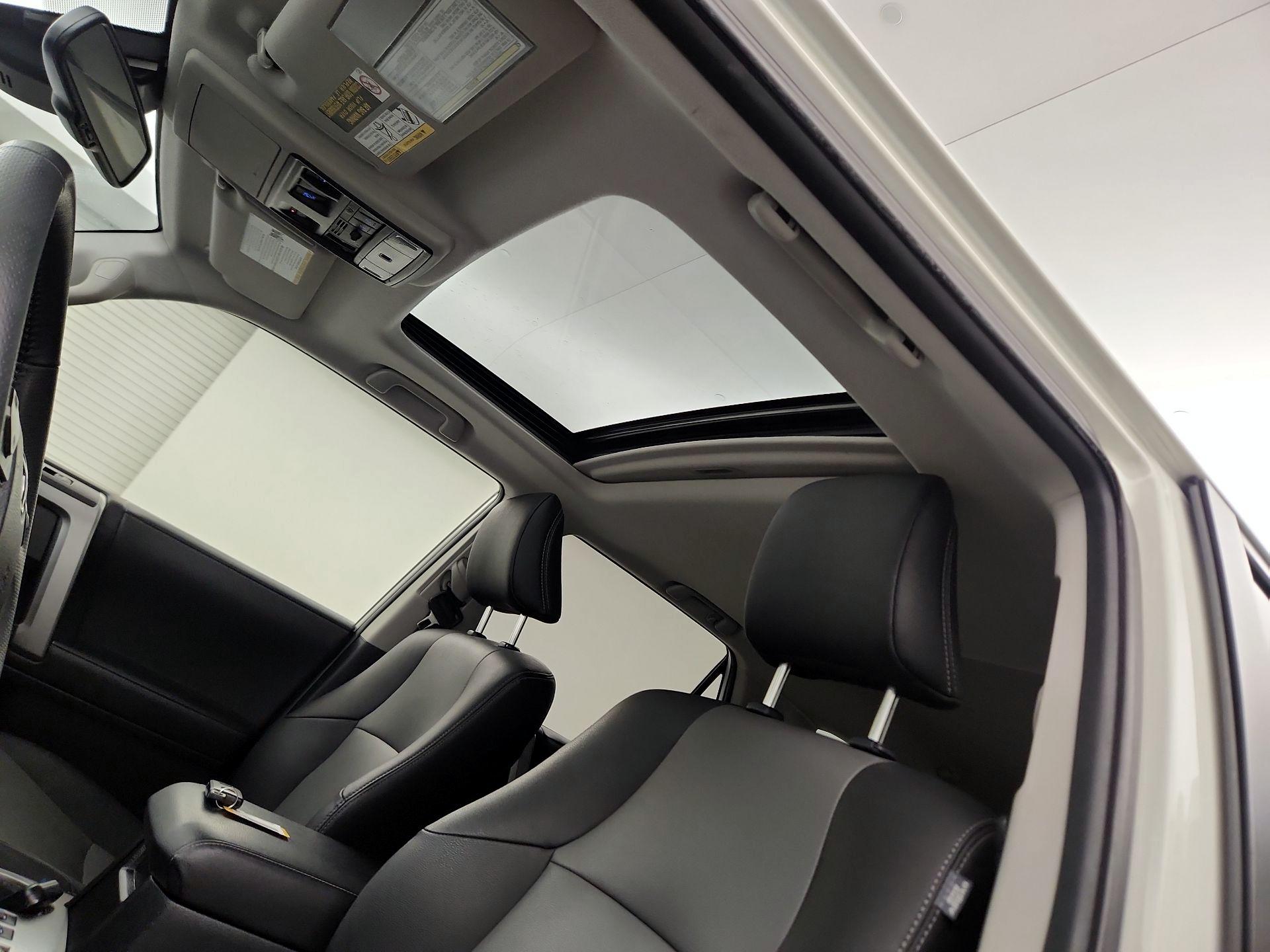 Thumbnail: 2020 Toyota 4Runner - 18